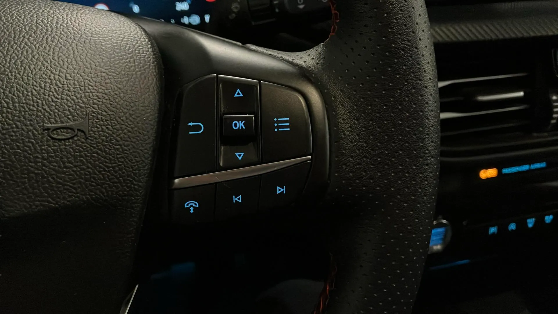 Ford Kuga ST-Line 1.5T EcoBoost - foto 18