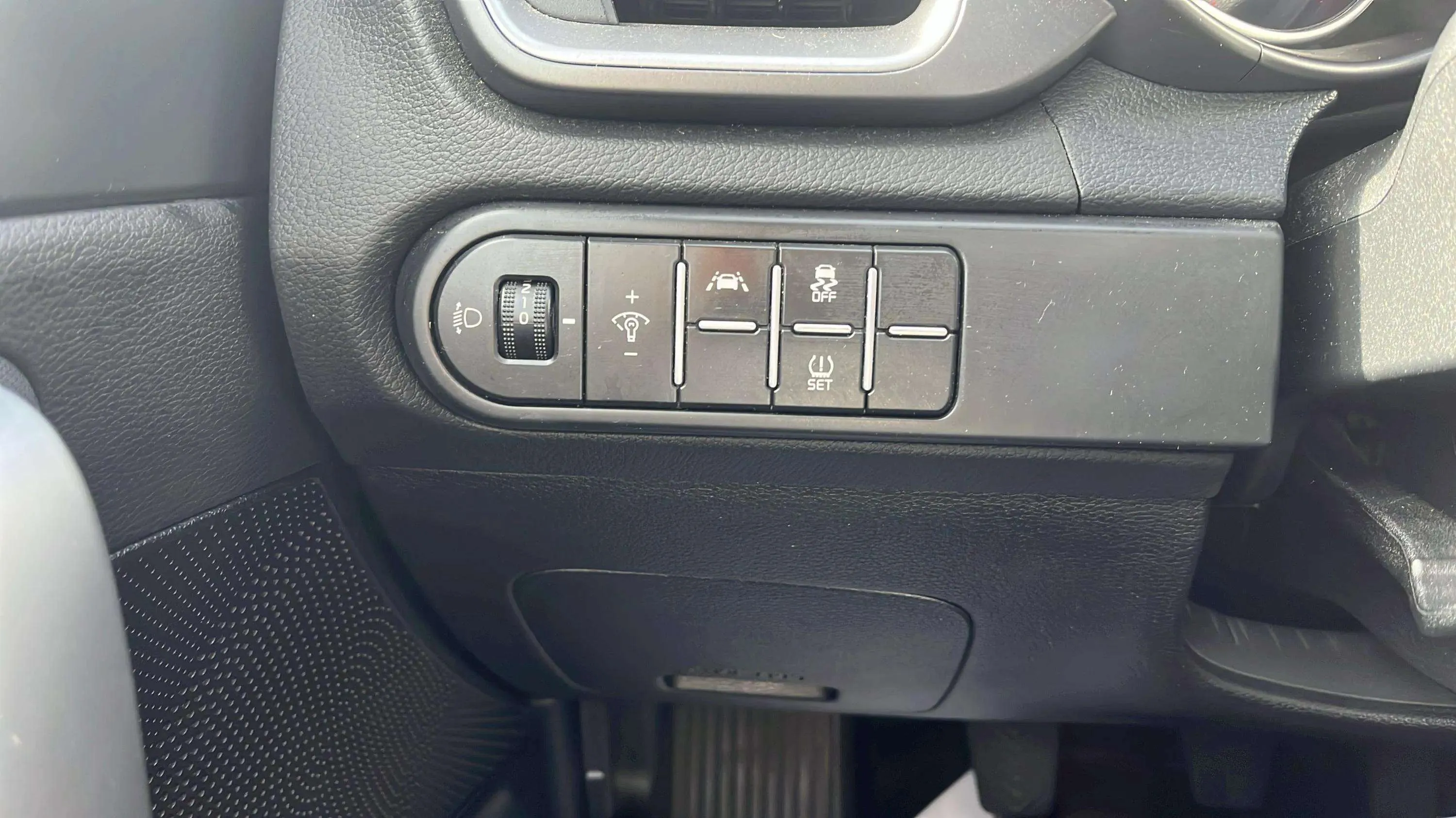 Kia XCeed 1.0 T-GDi Drive - foto 19