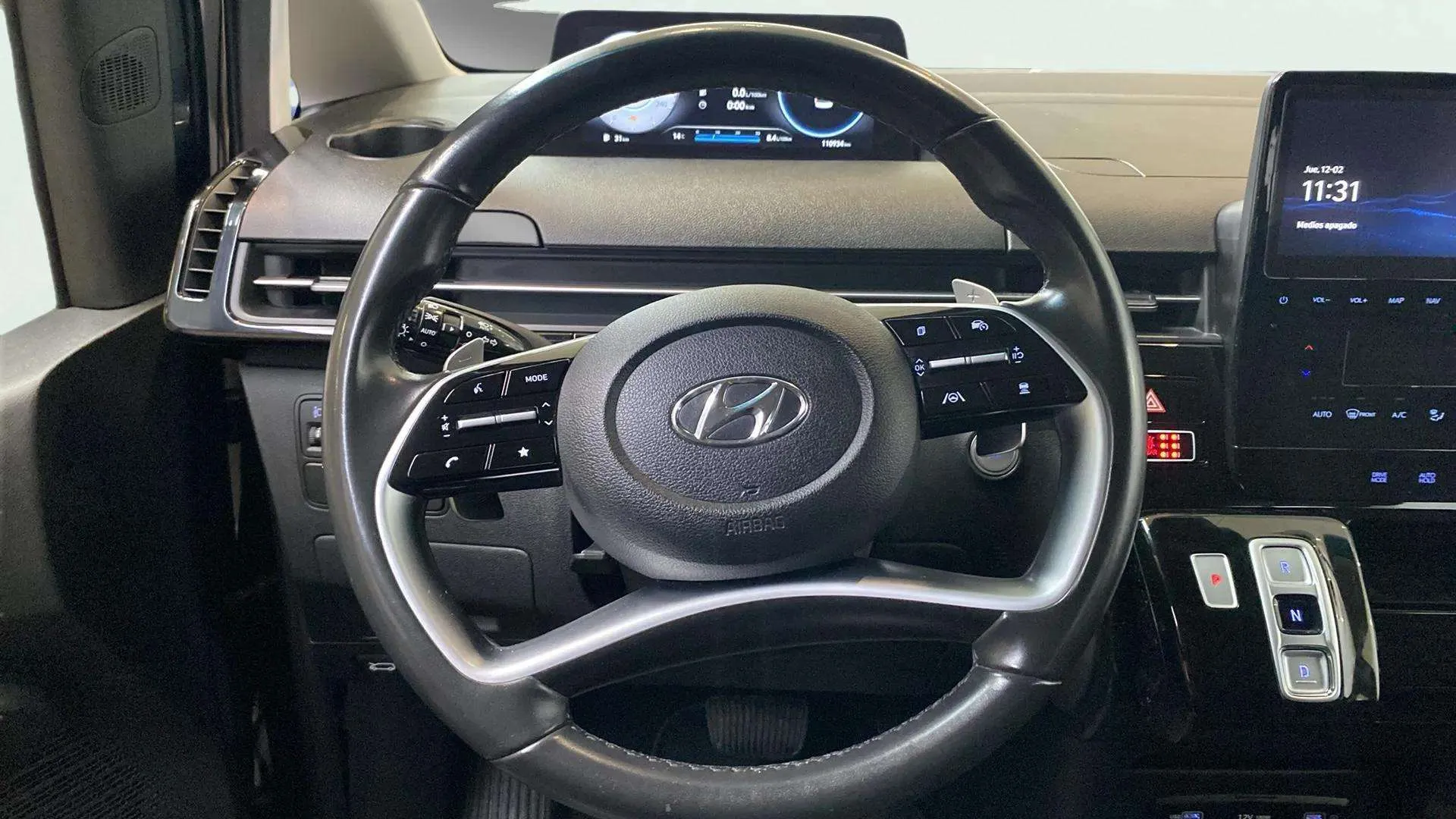 Hyundai STARIA 2.2 CRDi Tecno 9S - foto 7