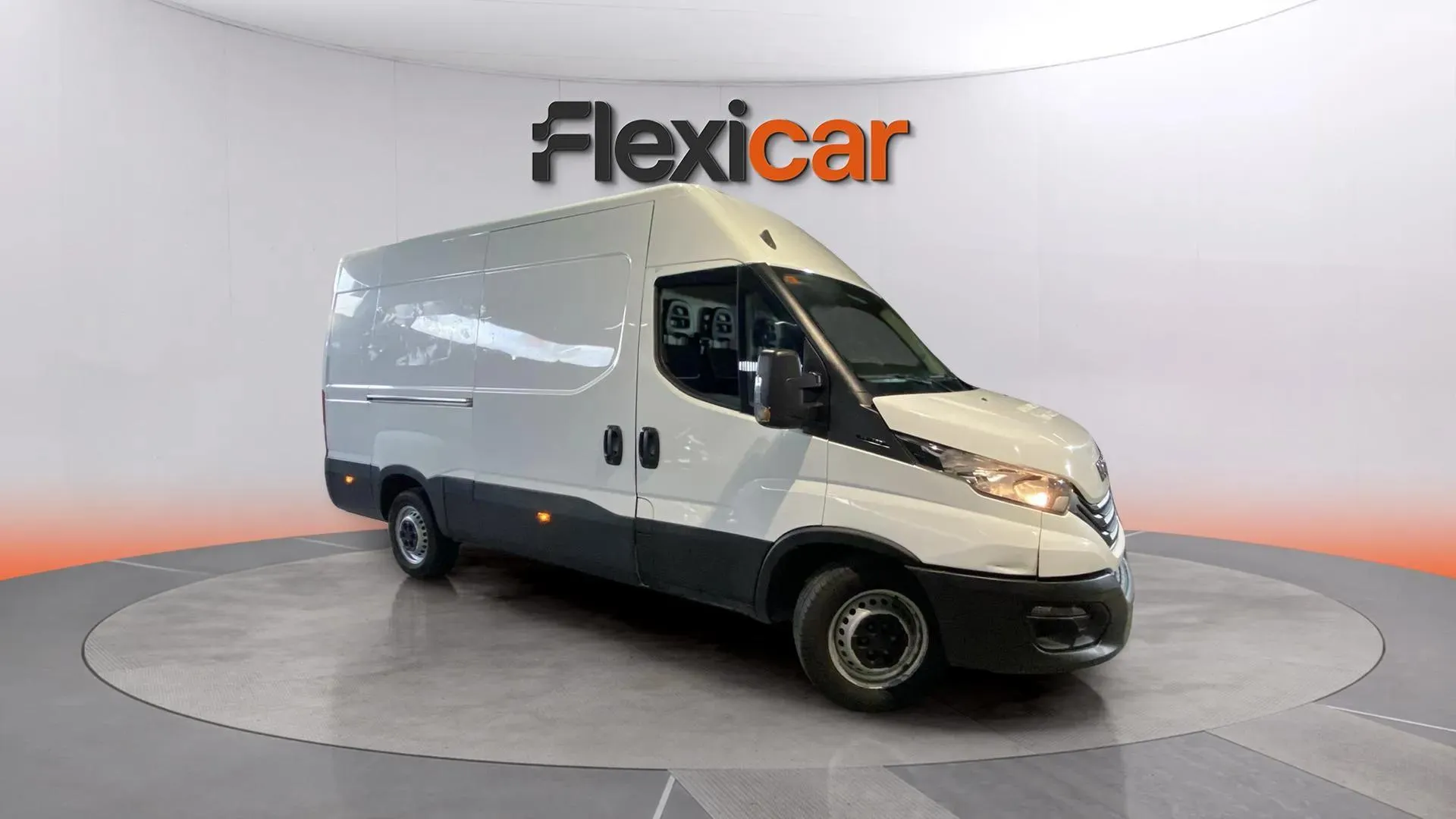 Iveco Daily 2.3 TD 35C 16 A8 V 3520L/H2 12 M3 - foto 9