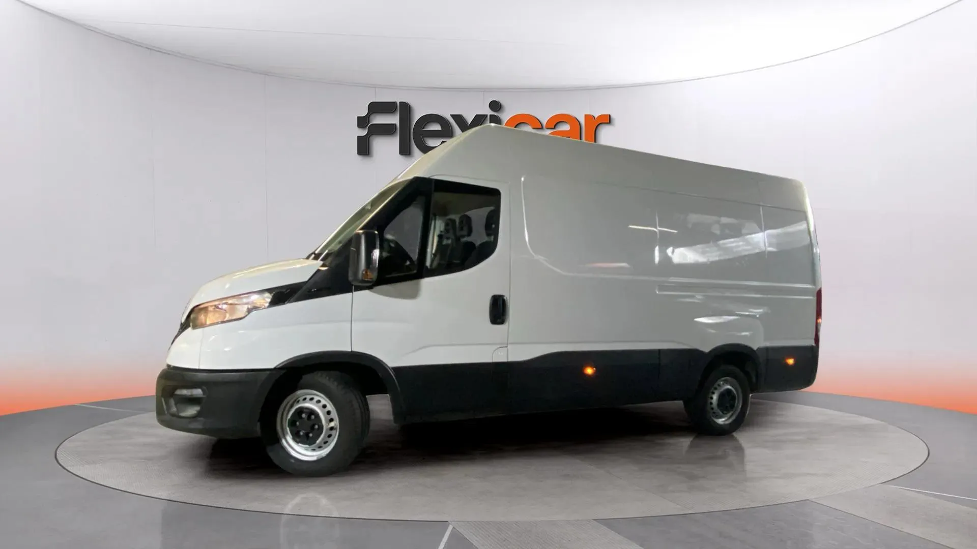 Iveco Daily 2.3 TD 35C 16 A8 V 3520L/H2 12 M3 - foto 11
