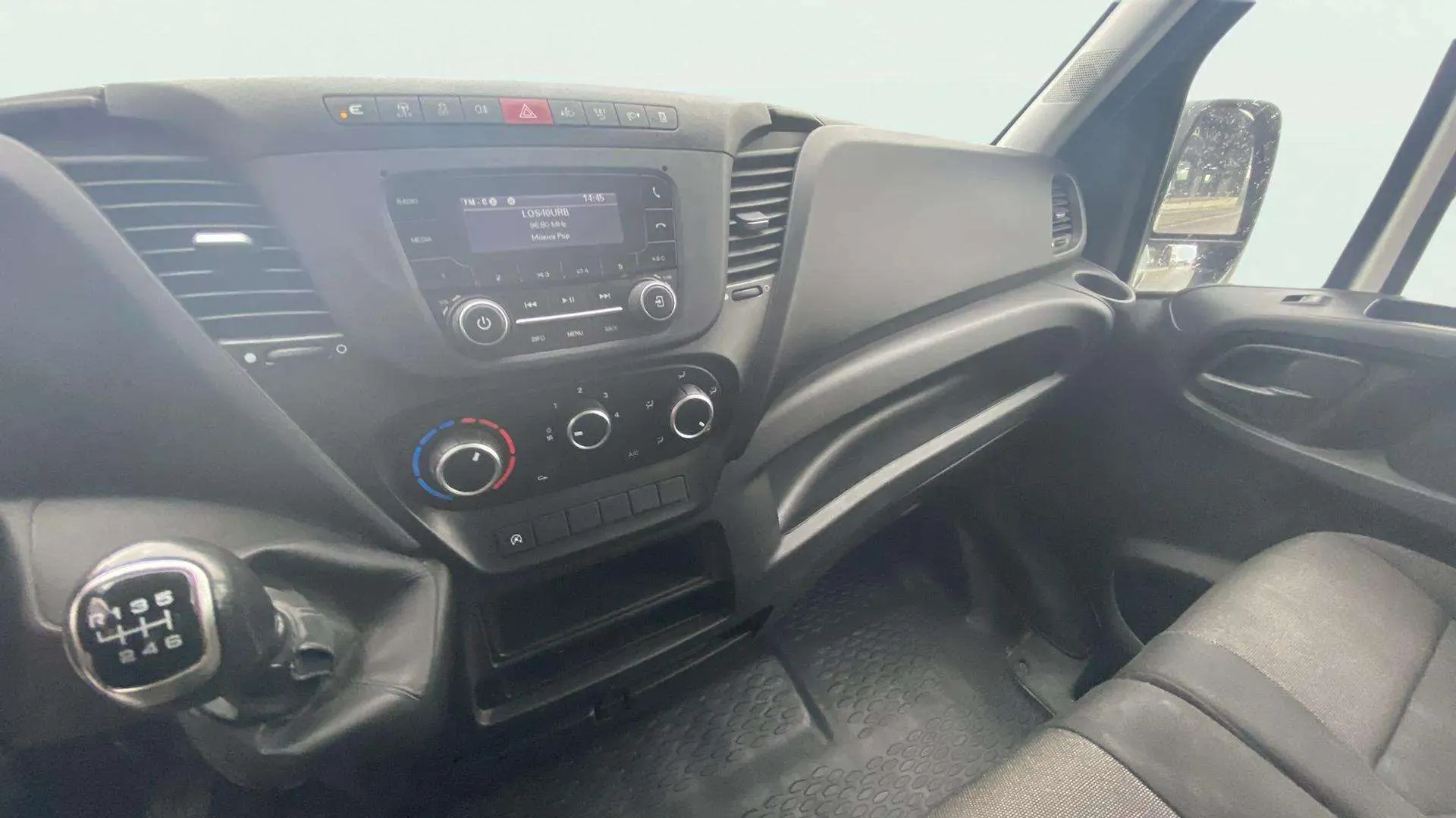 Iveco Daily 2.3 TD 35C 16 V 4100/H2 16 M3 - foto 14