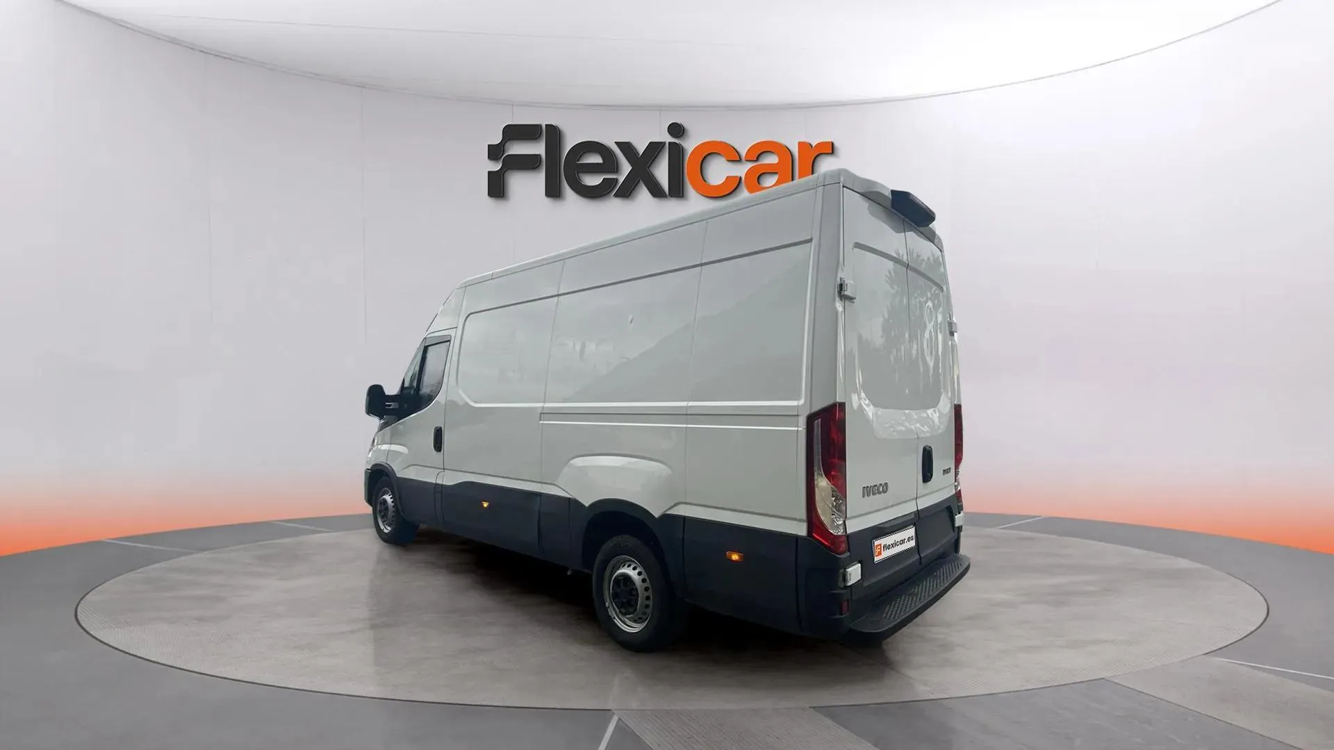 Iveco Daily 2.3 TD 35C 16 V 4100/H2 16 M3 - foto 5