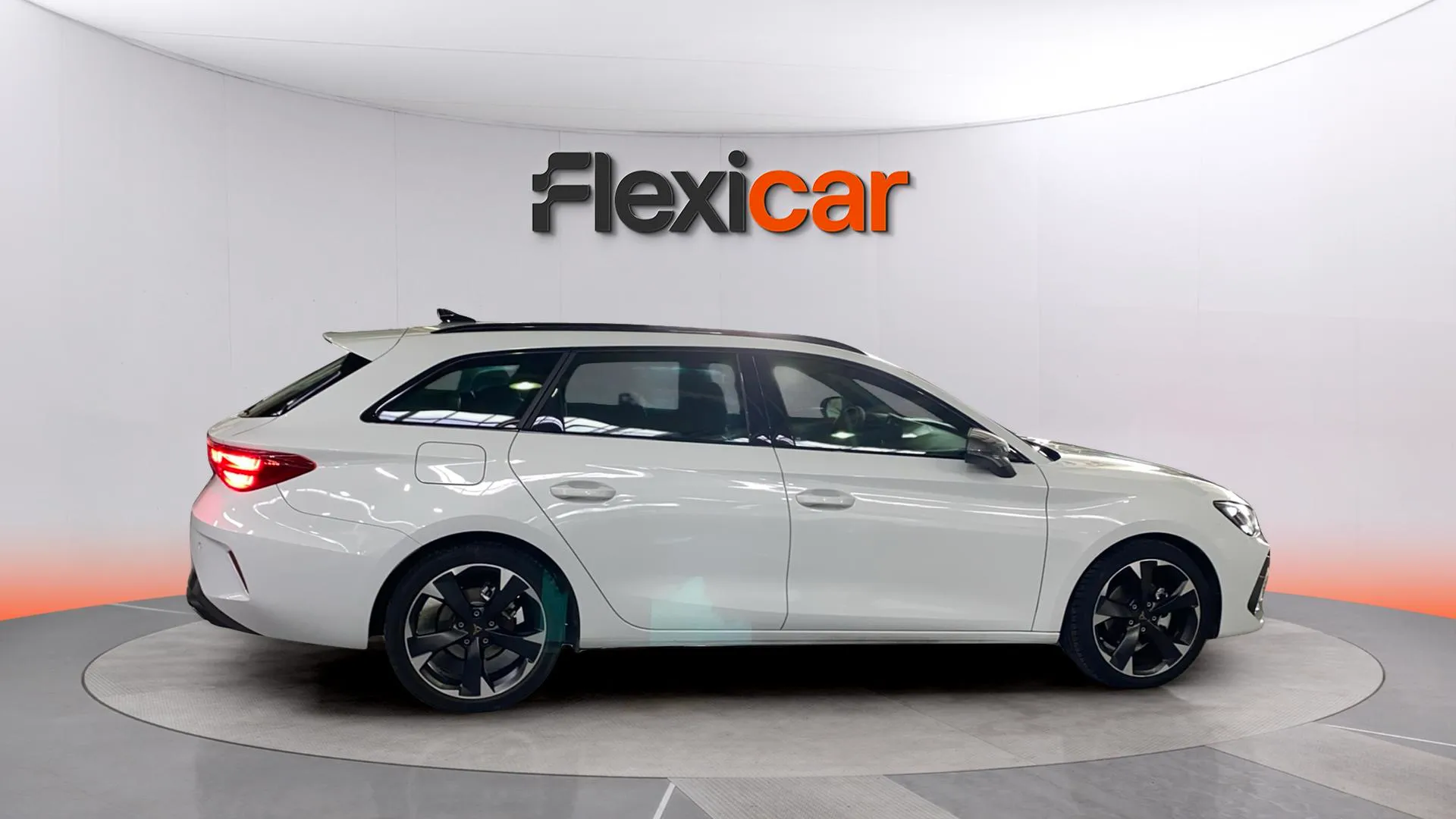 Cupra León SP 1.5 eTSI DSG - foto 4