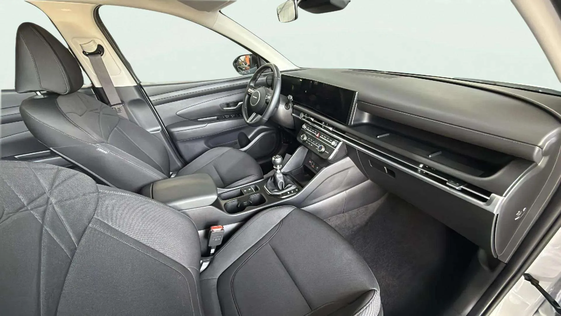 Hyundai Tucson 1.6T Klass - foto 12