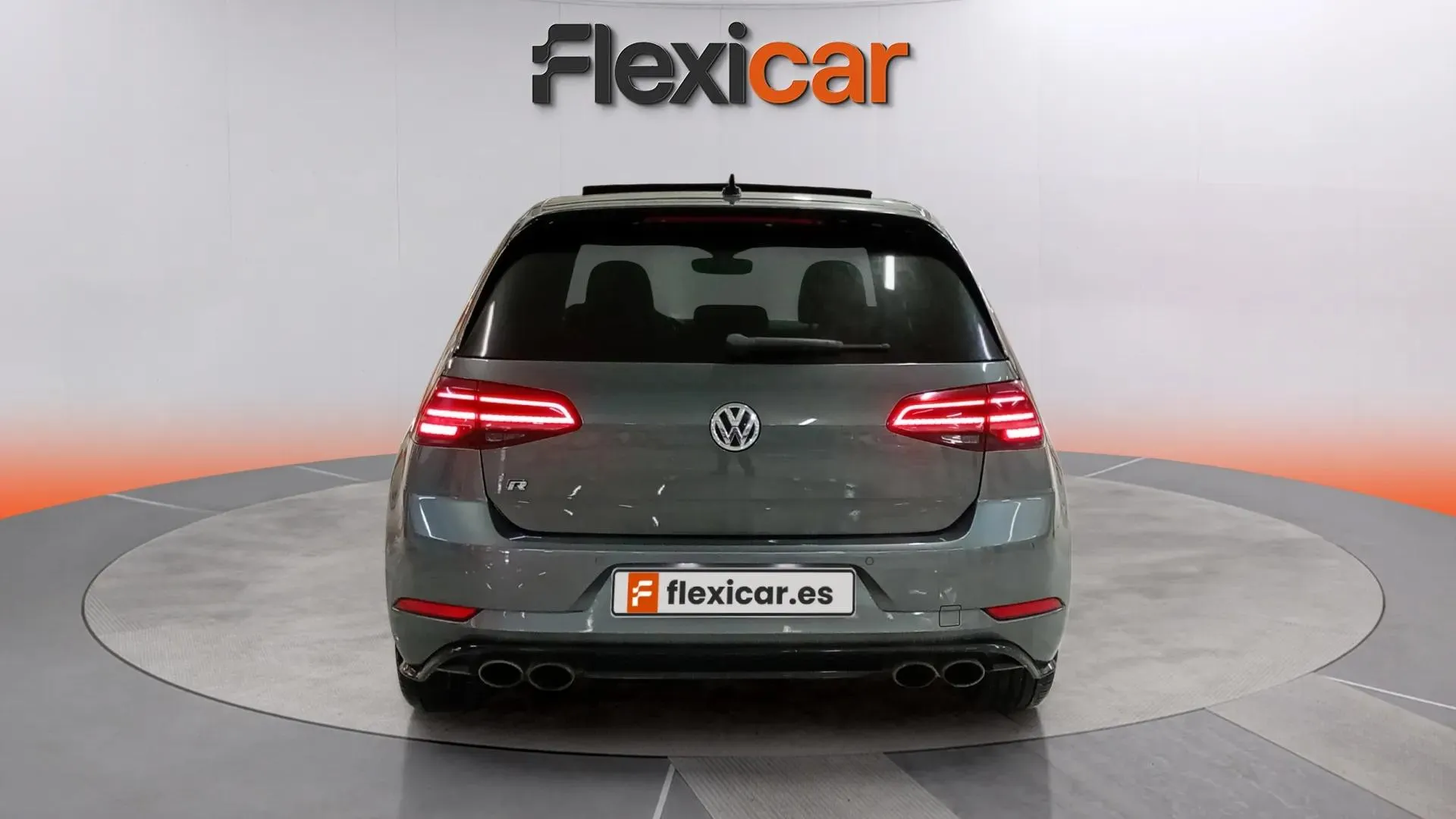 Volkswagen Golf R 2.0 TSI 4Motion DSG - foto 4