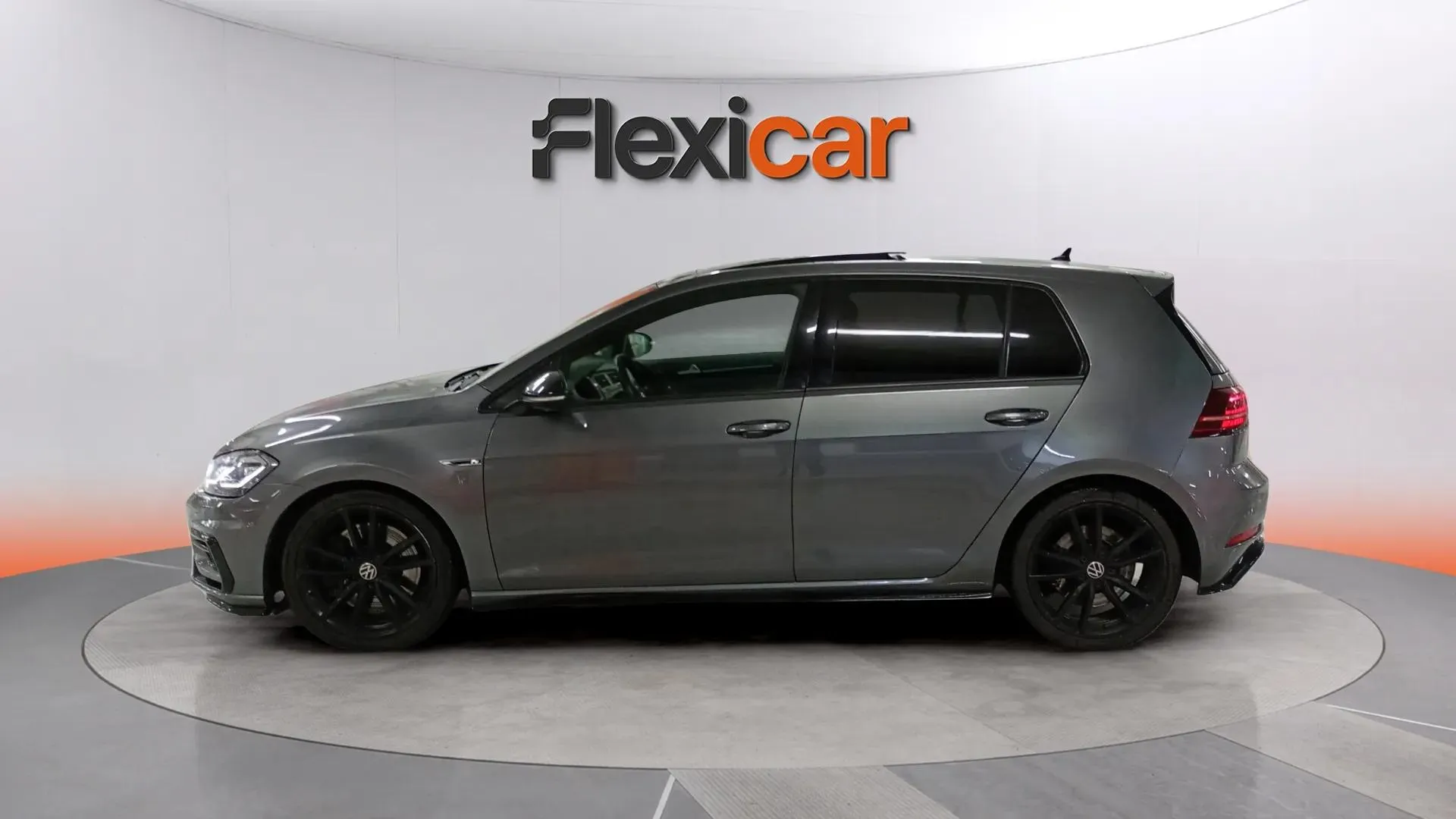 Volkswagen Golf R 2.0 TSI 4Motion DSG - foto 5