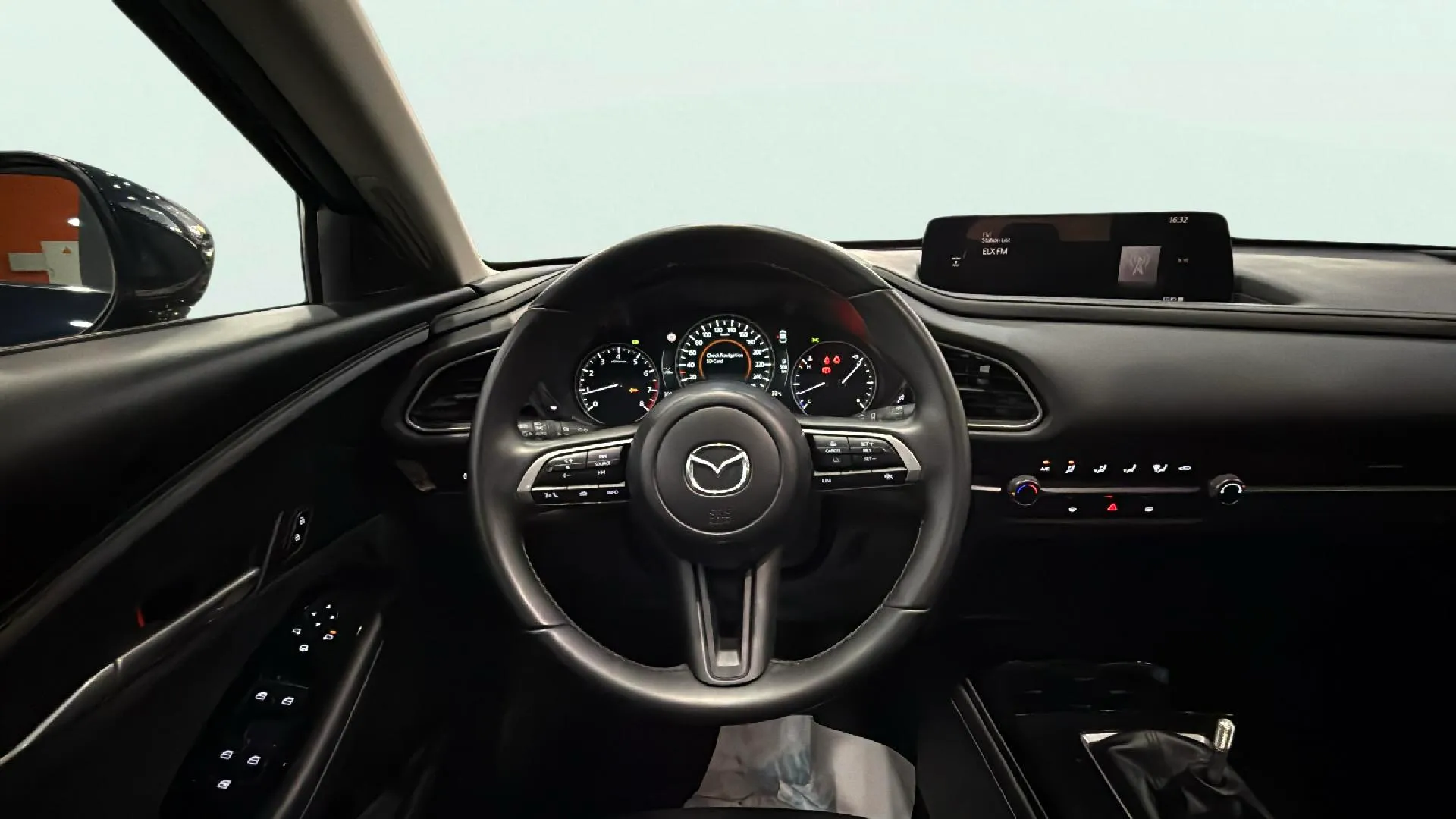 Mazda CX-30 2.5L e-Skyactiv G MHEV Centre-Line - foto 9