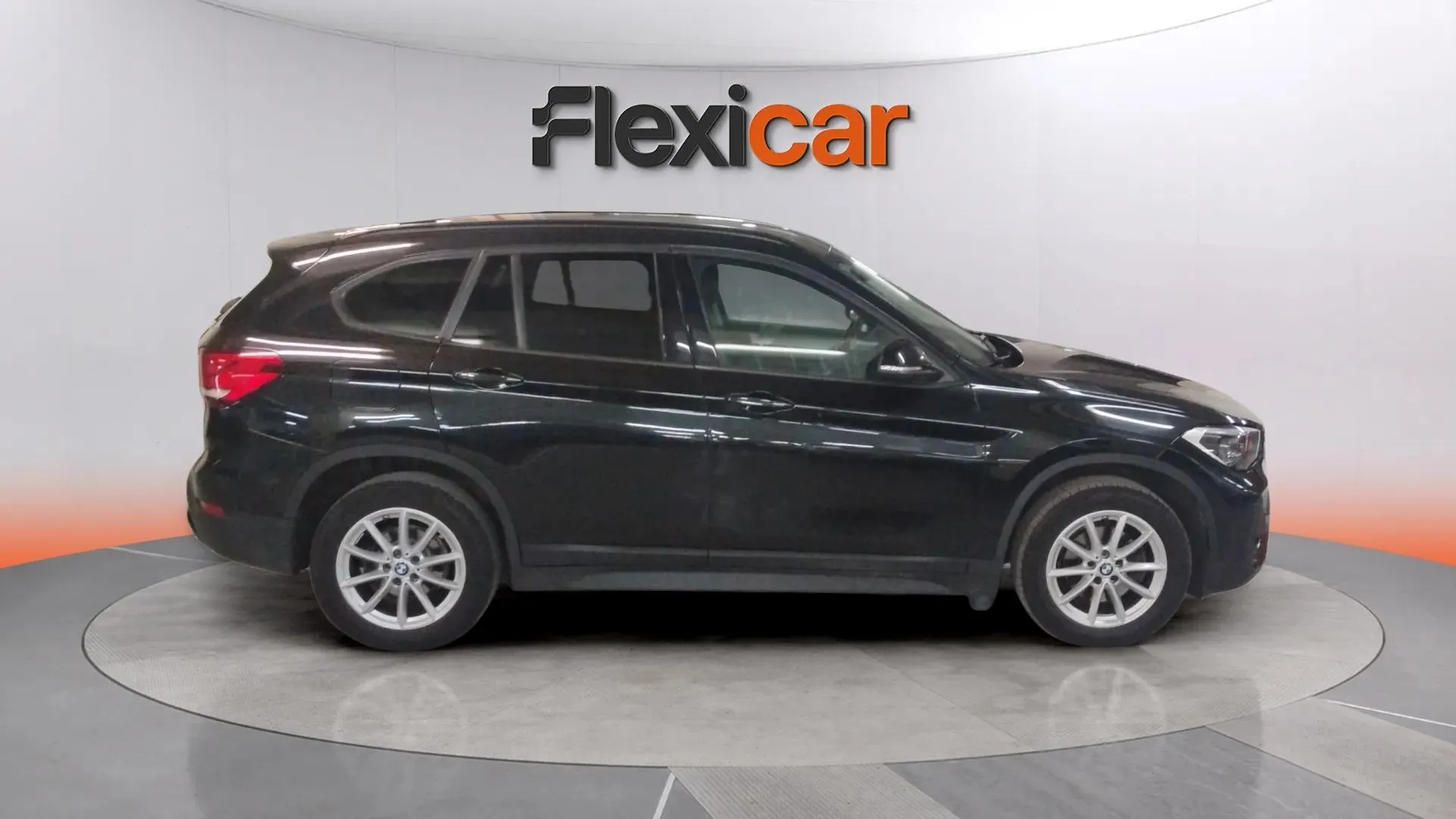 BMW X1 sDrive18d - foto 3