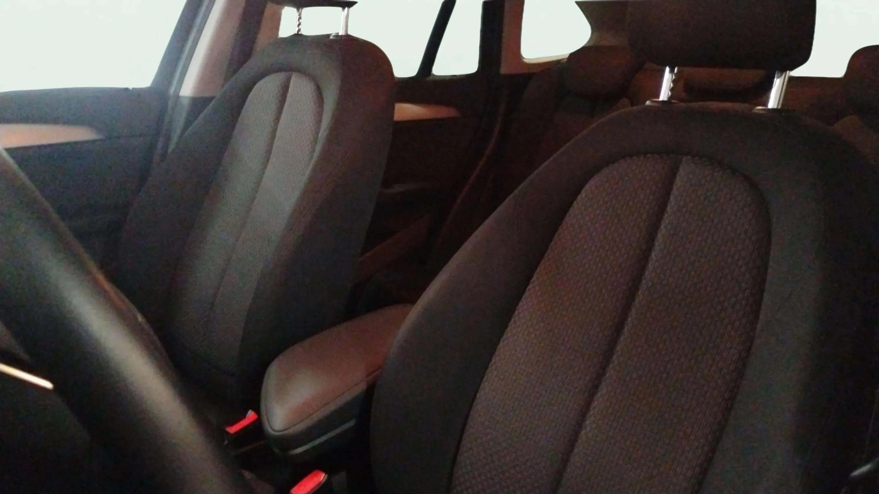 BMW X1 sDrive18d - foto 16