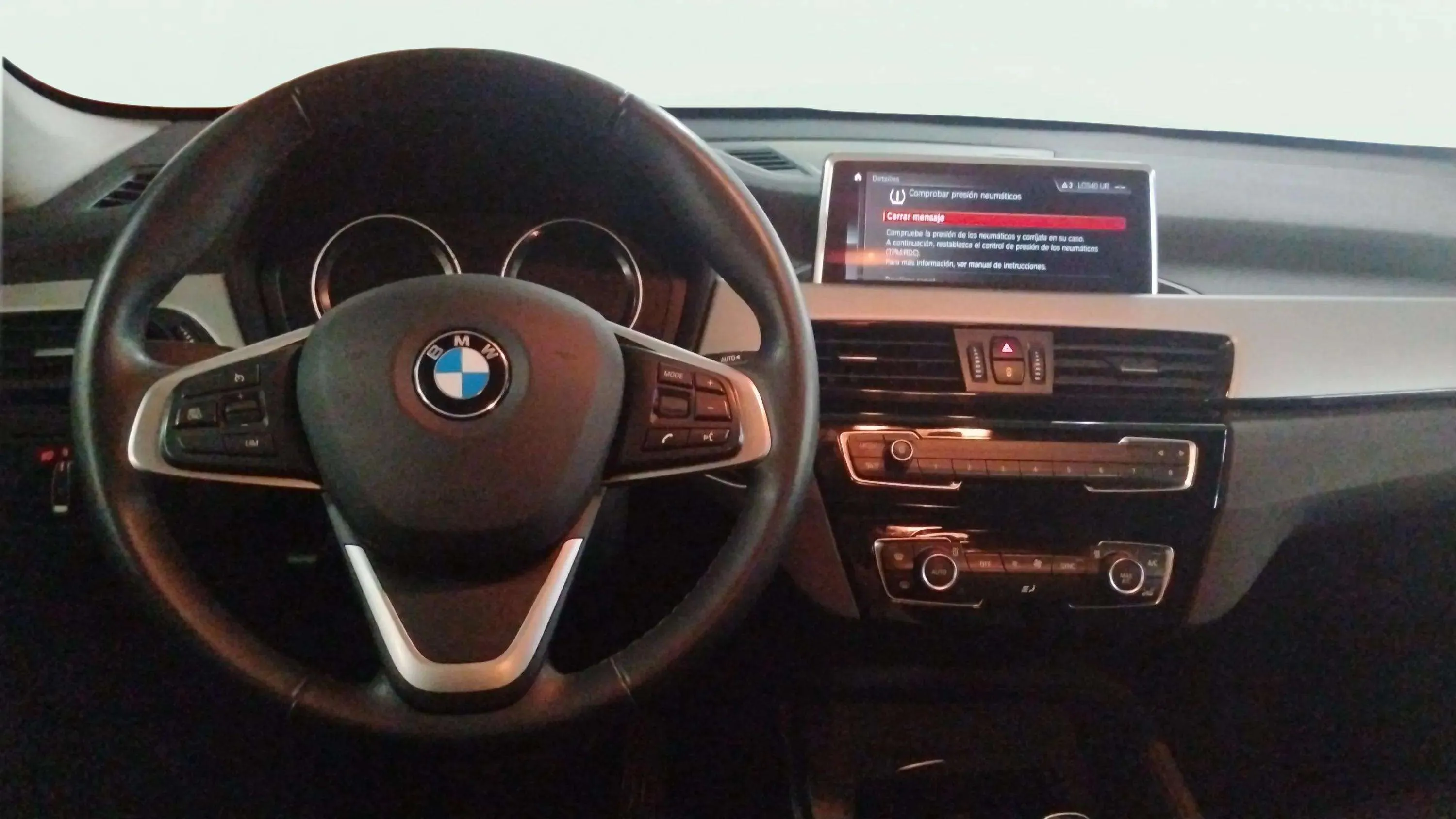 BMW X1 sDrive18d - foto 6
