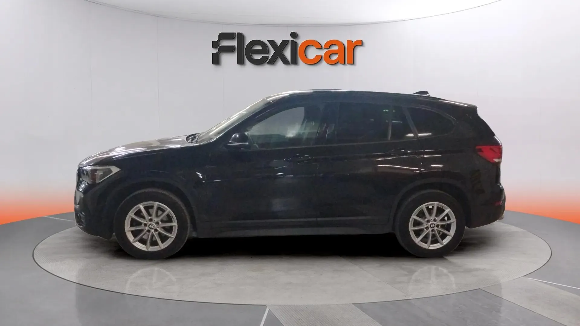 BMW X1 sDrive18d - foto 4