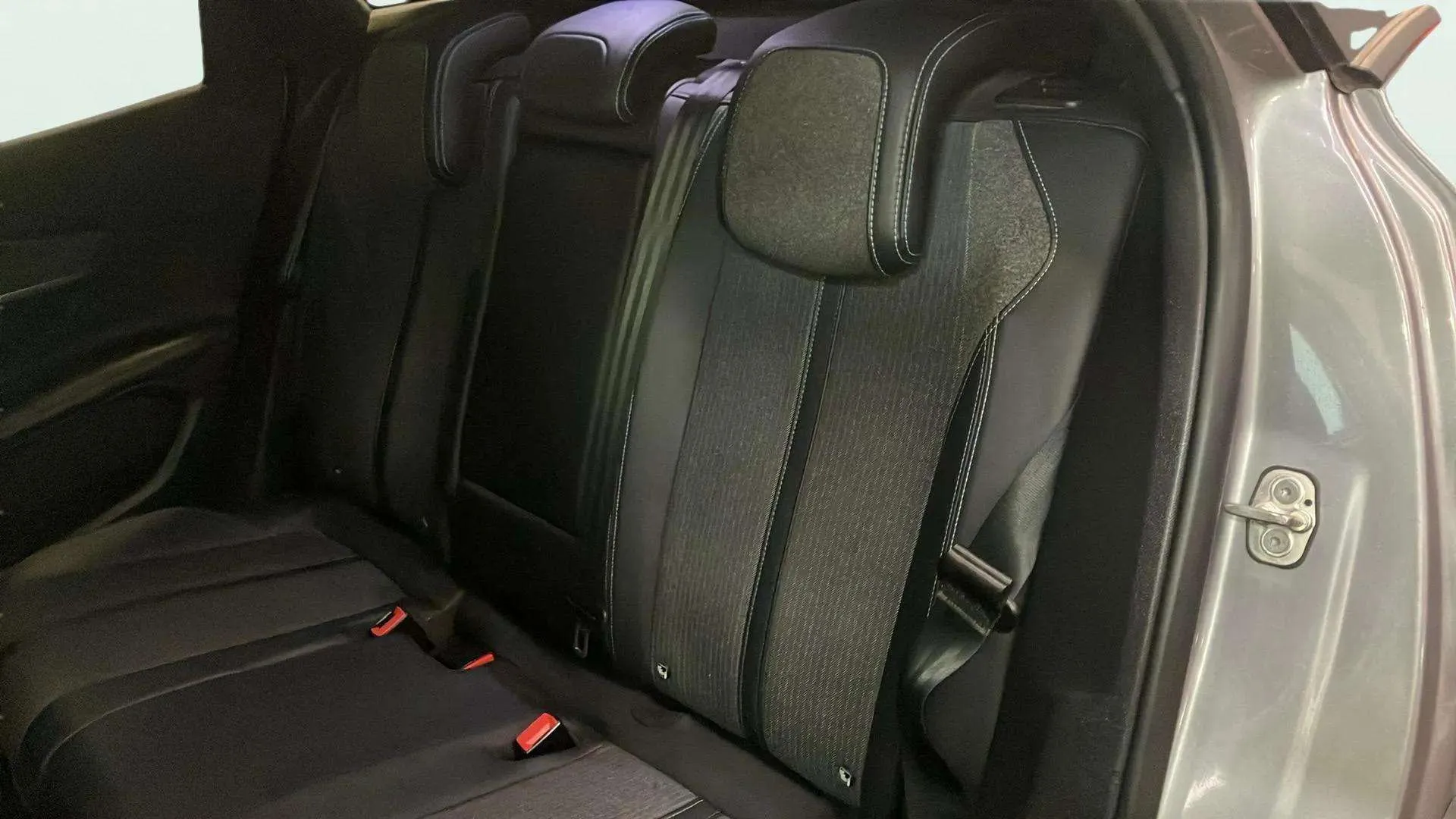 Peugeot 3008 1.2 PureTech Allure Pack - foto 10