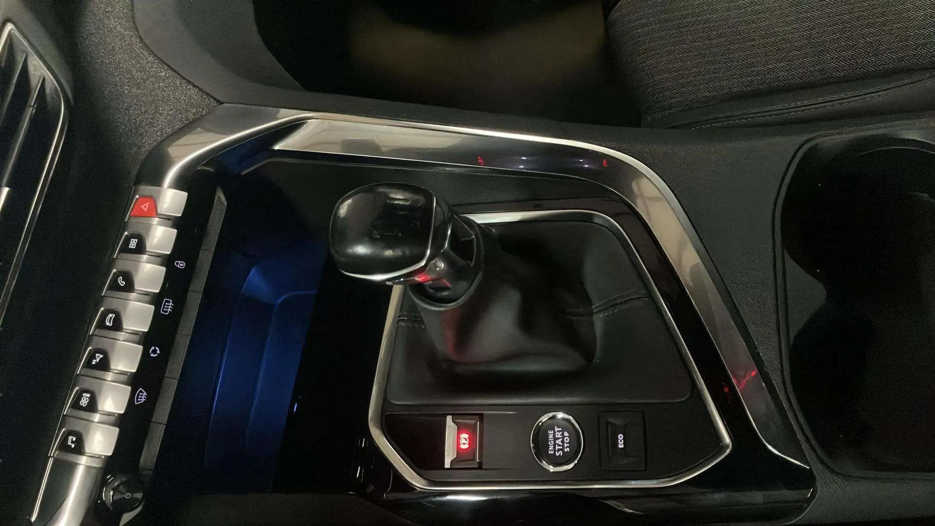 Peugeot 3008 1.2 PureTech Allure Pack - foto 19