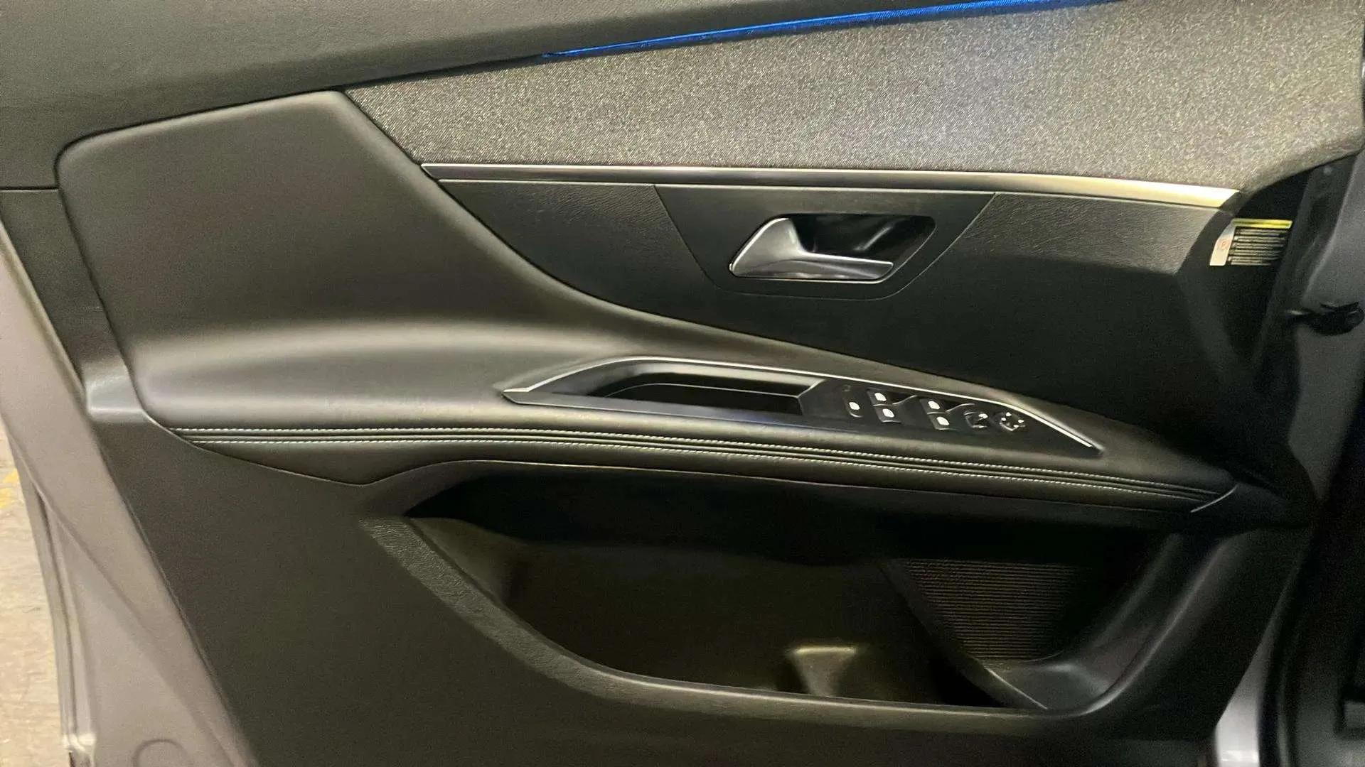 Peugeot 3008 1.2 PureTech Allure Pack - foto 11