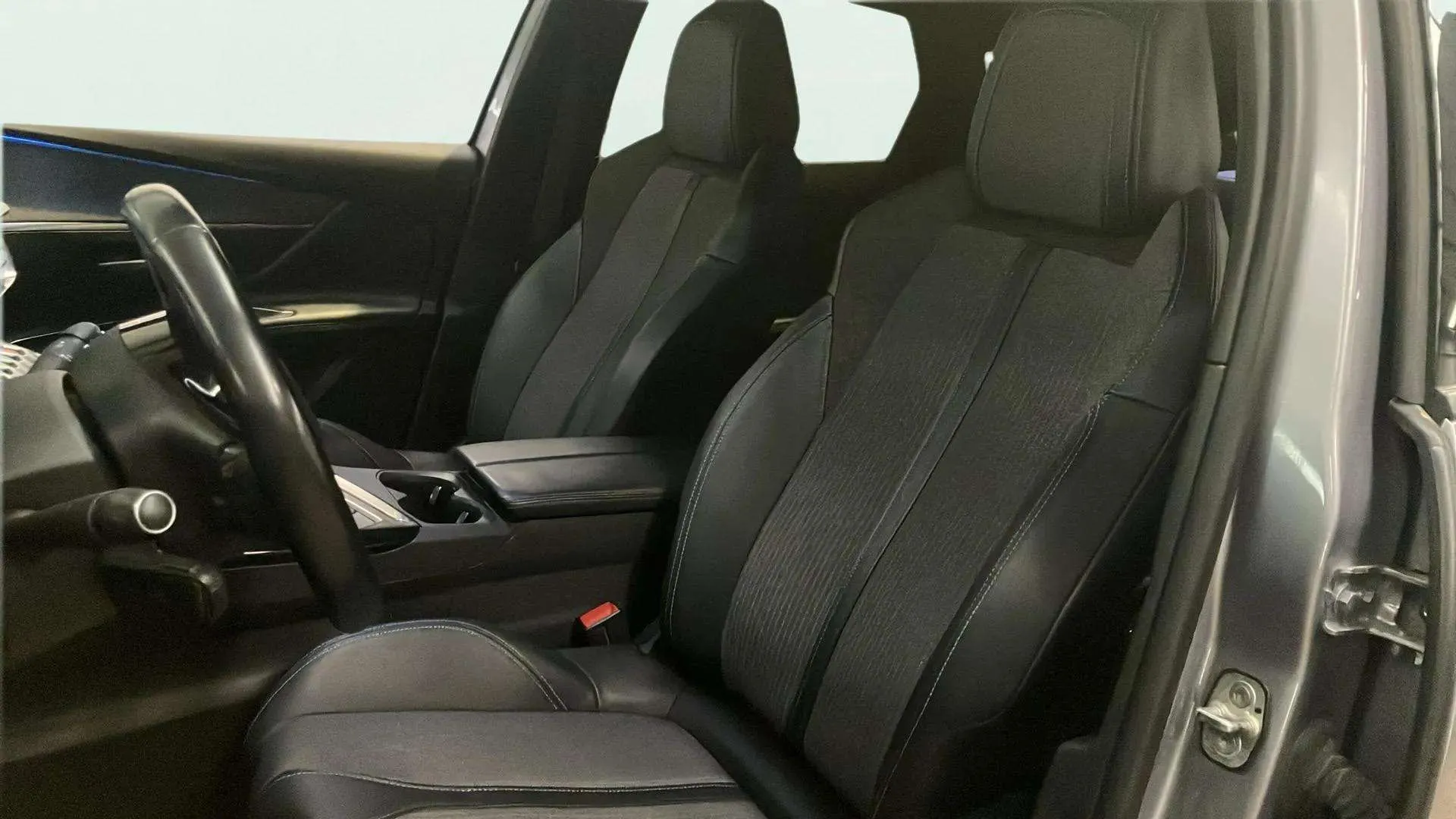 Peugeot 3008 1.2 PureTech Allure Pack - foto 9