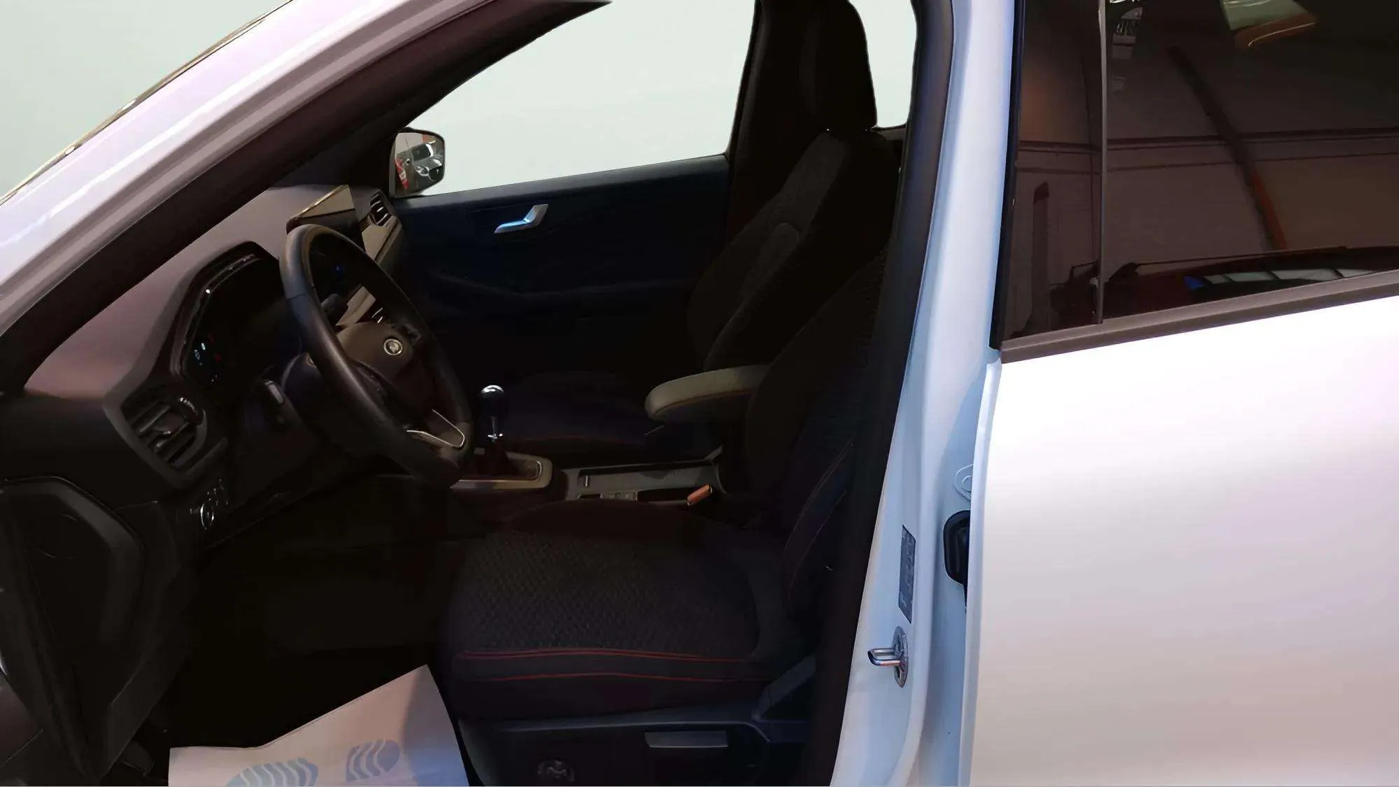 Ford Kuga ST-Line 1.5T EcoBoost - foto 9