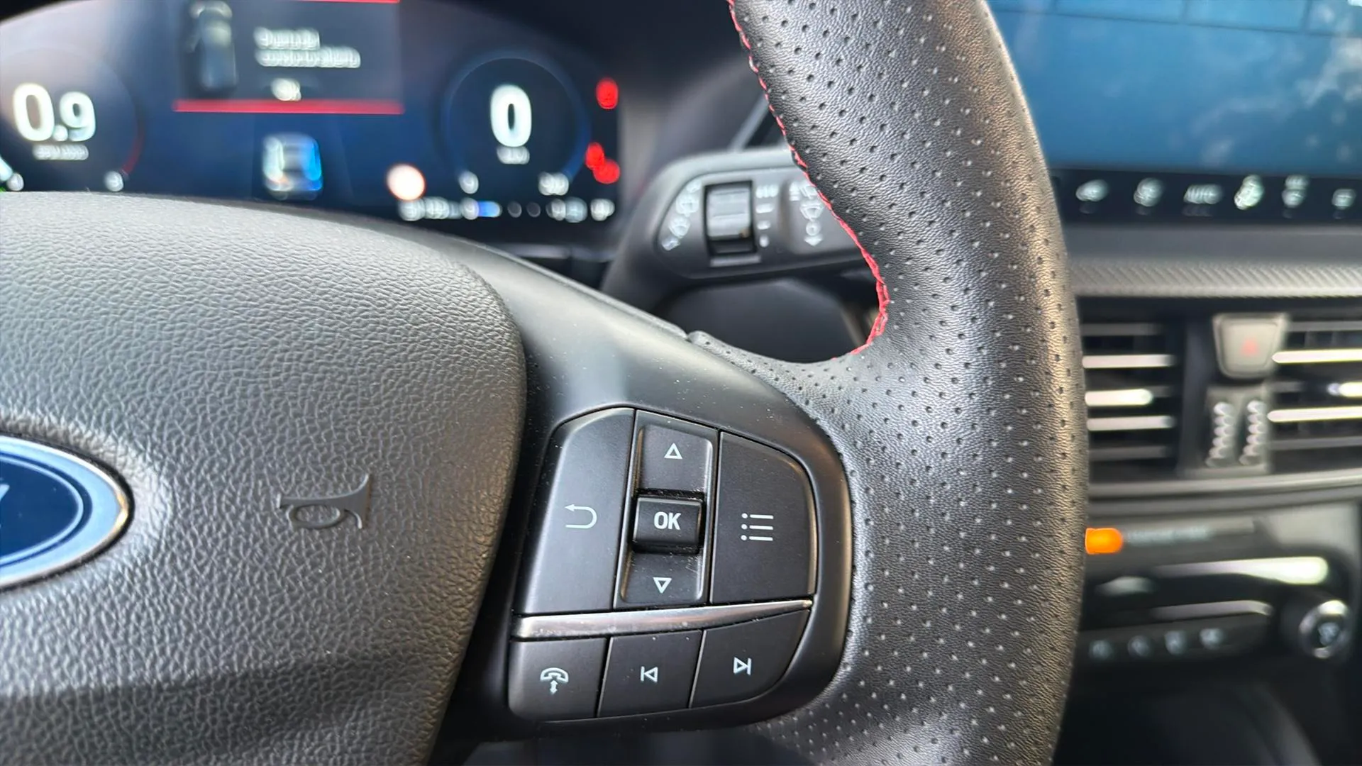 Ford Kuga ST-Line 1.5T EcoBoost - foto 15