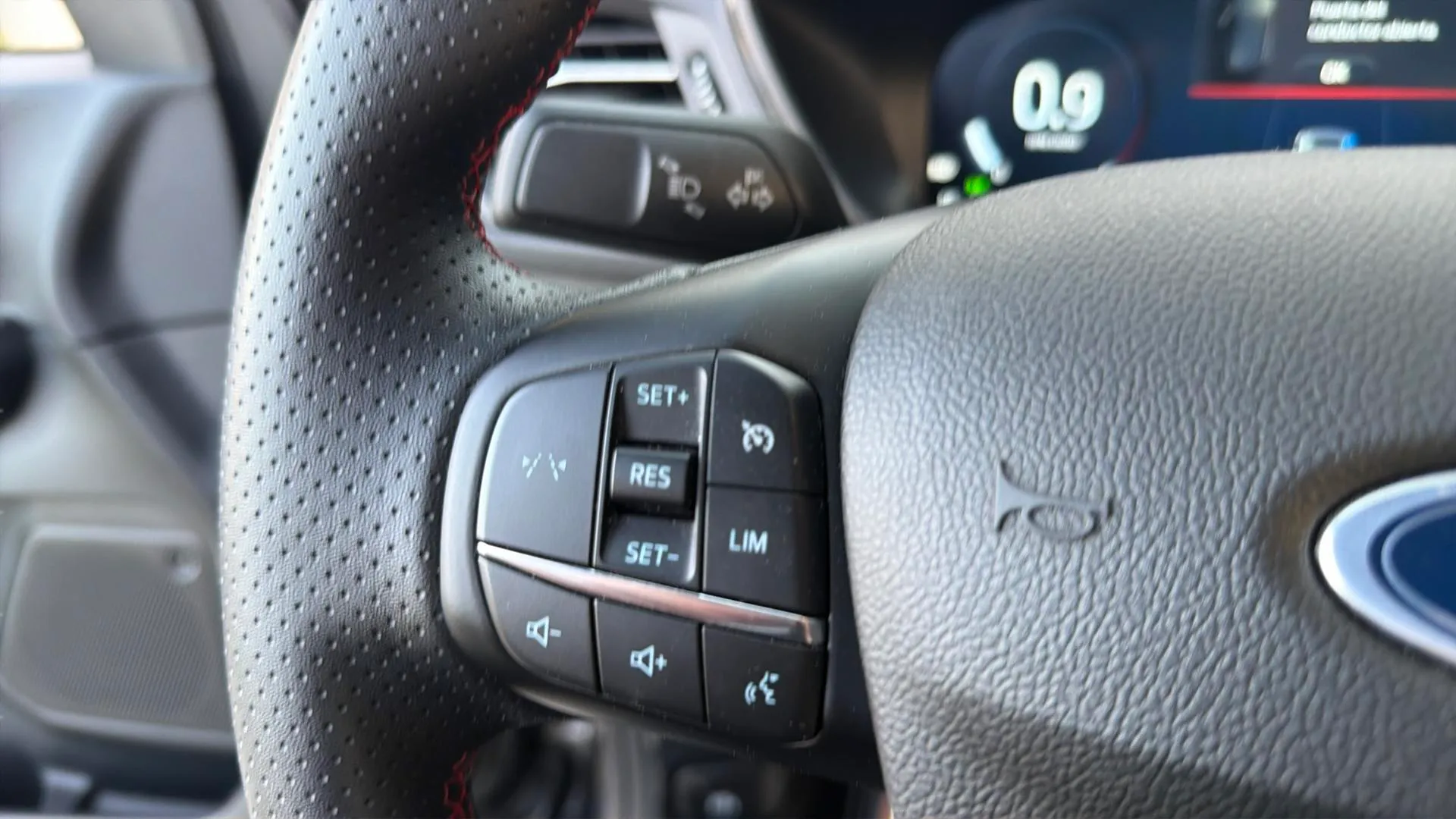 Ford Kuga ST-Line 1.5T EcoBoost - foto 13