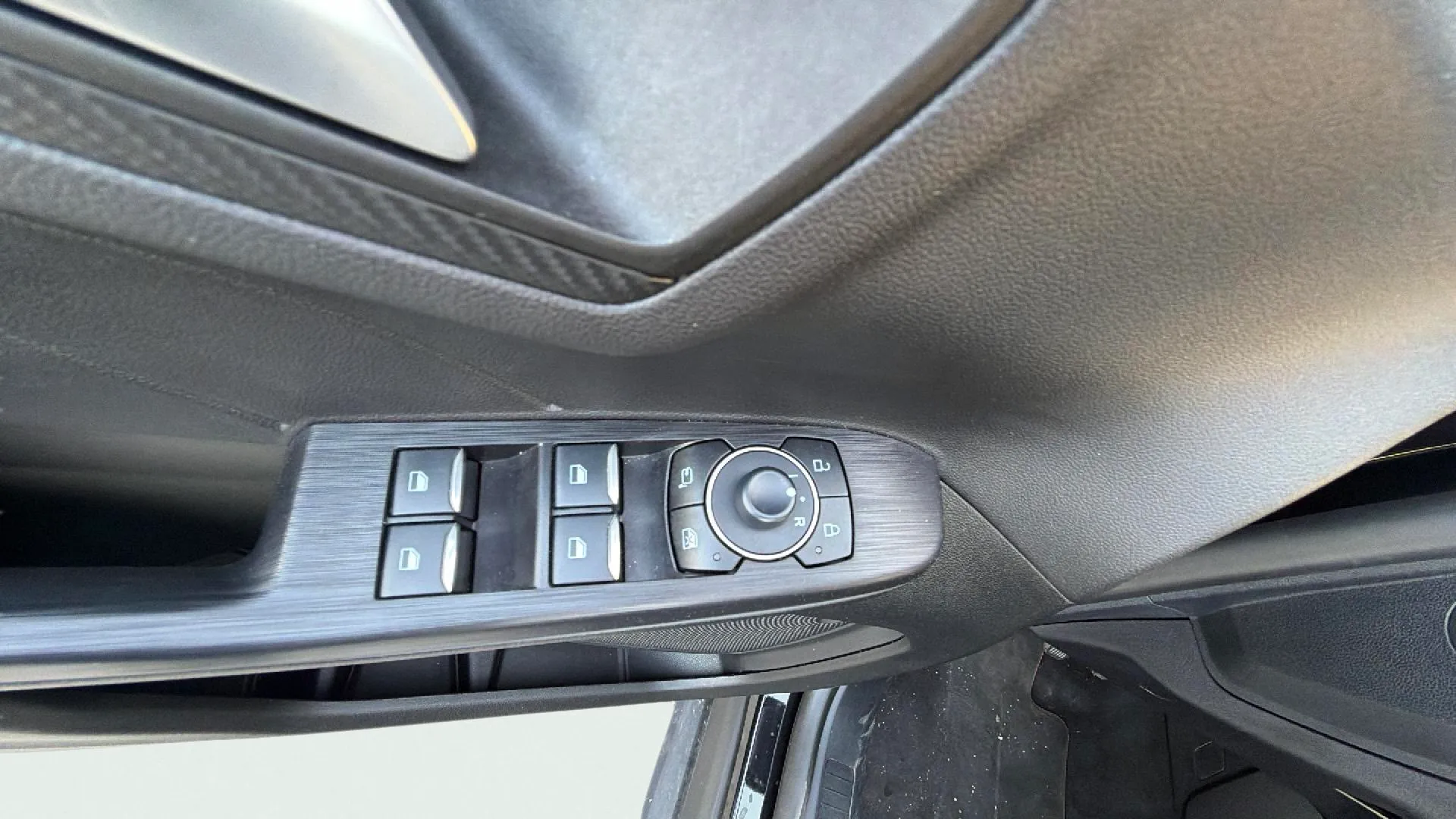 Ford Kuga ST-Line 1.5T EcoBoost - foto 10