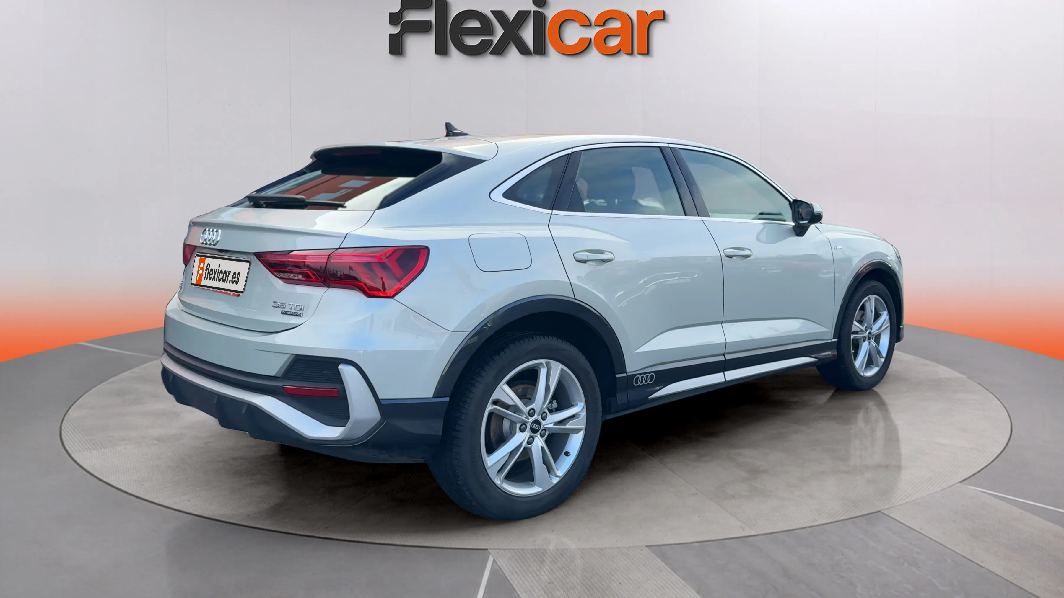 Audi Q3 S line 35 TDI quattro - foto 7