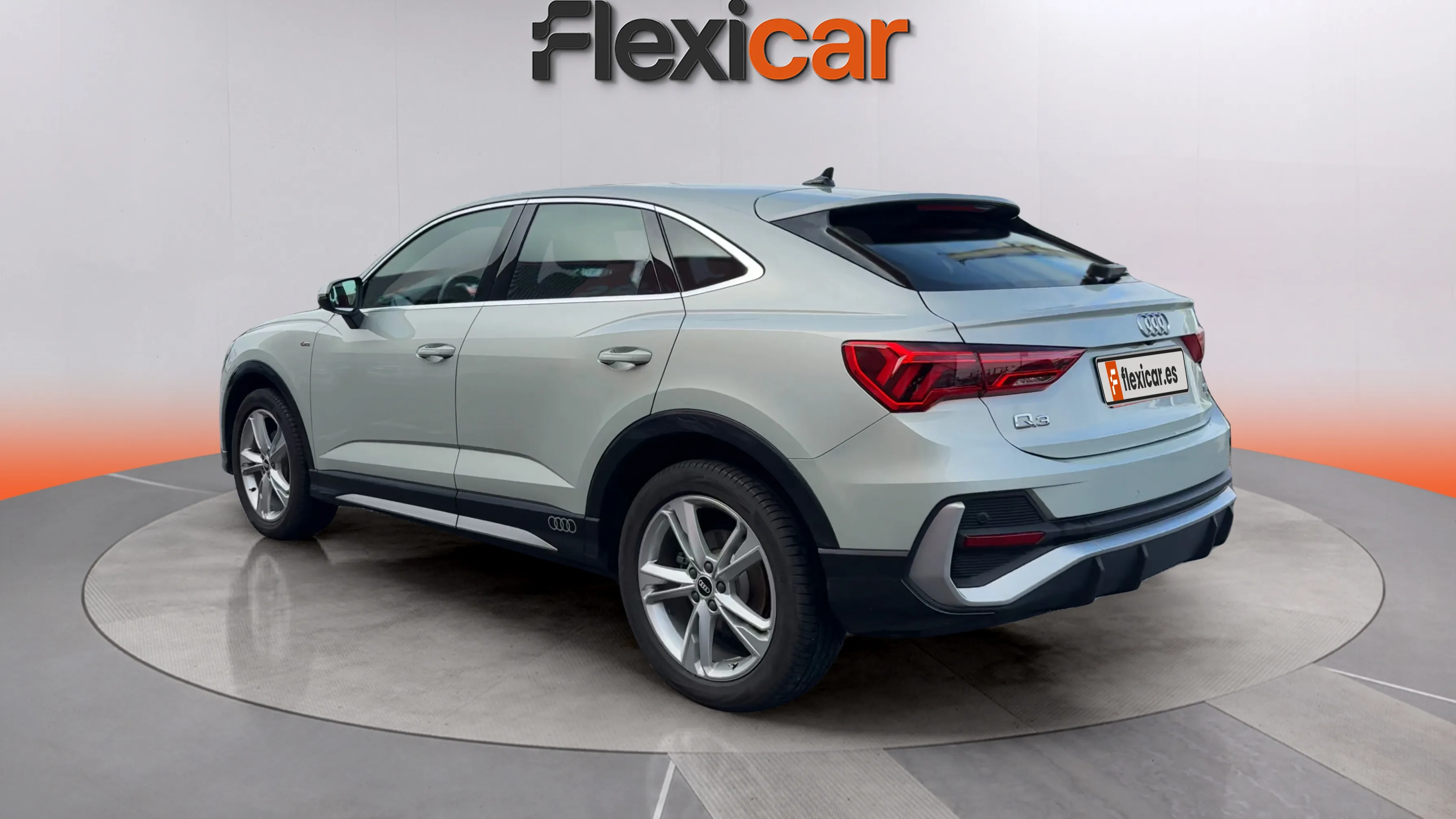 Audi Q3 S line 35 TDI quattro - foto 5