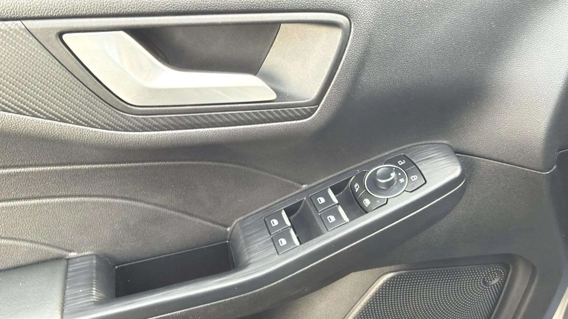 Ford Kuga ST-Line 1.5T EcoBoost - foto 24