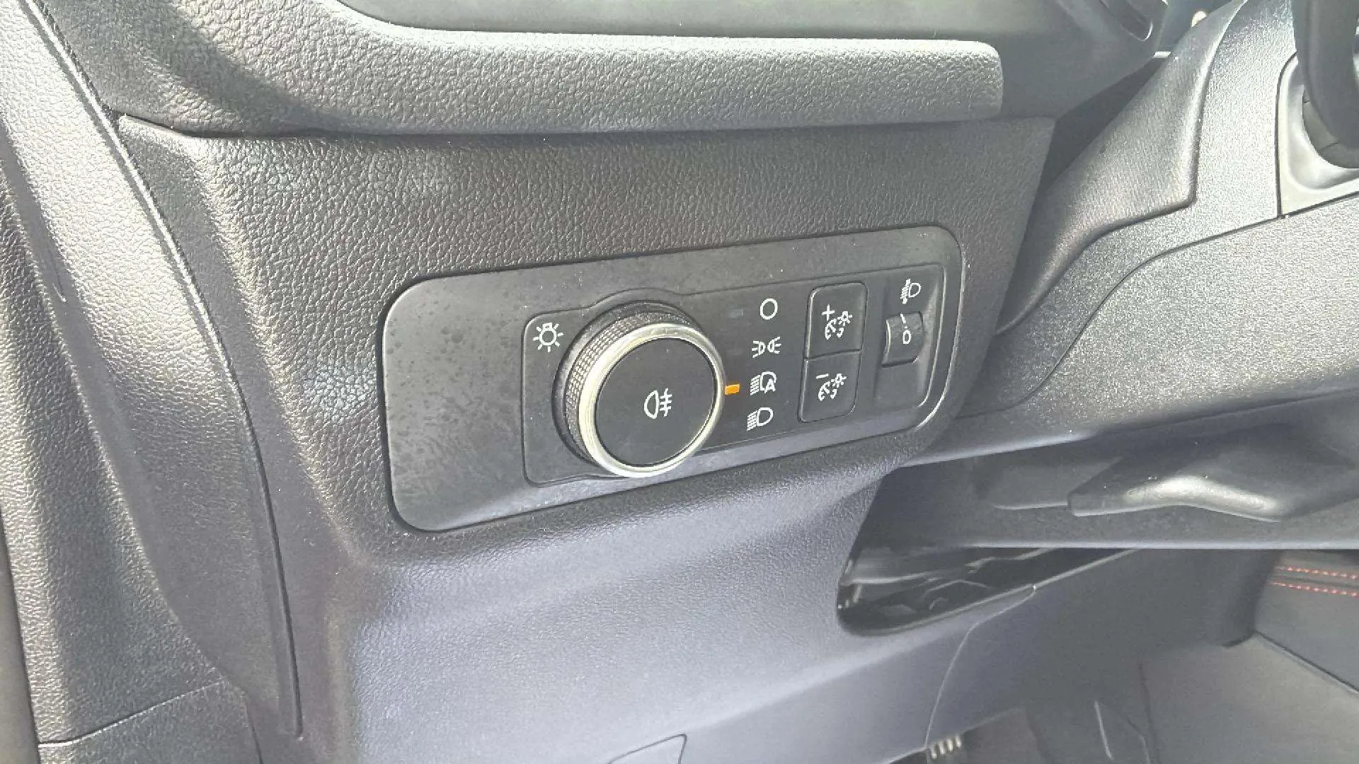 Ford Kuga ST-Line 1.5T EcoBoost - foto 23
