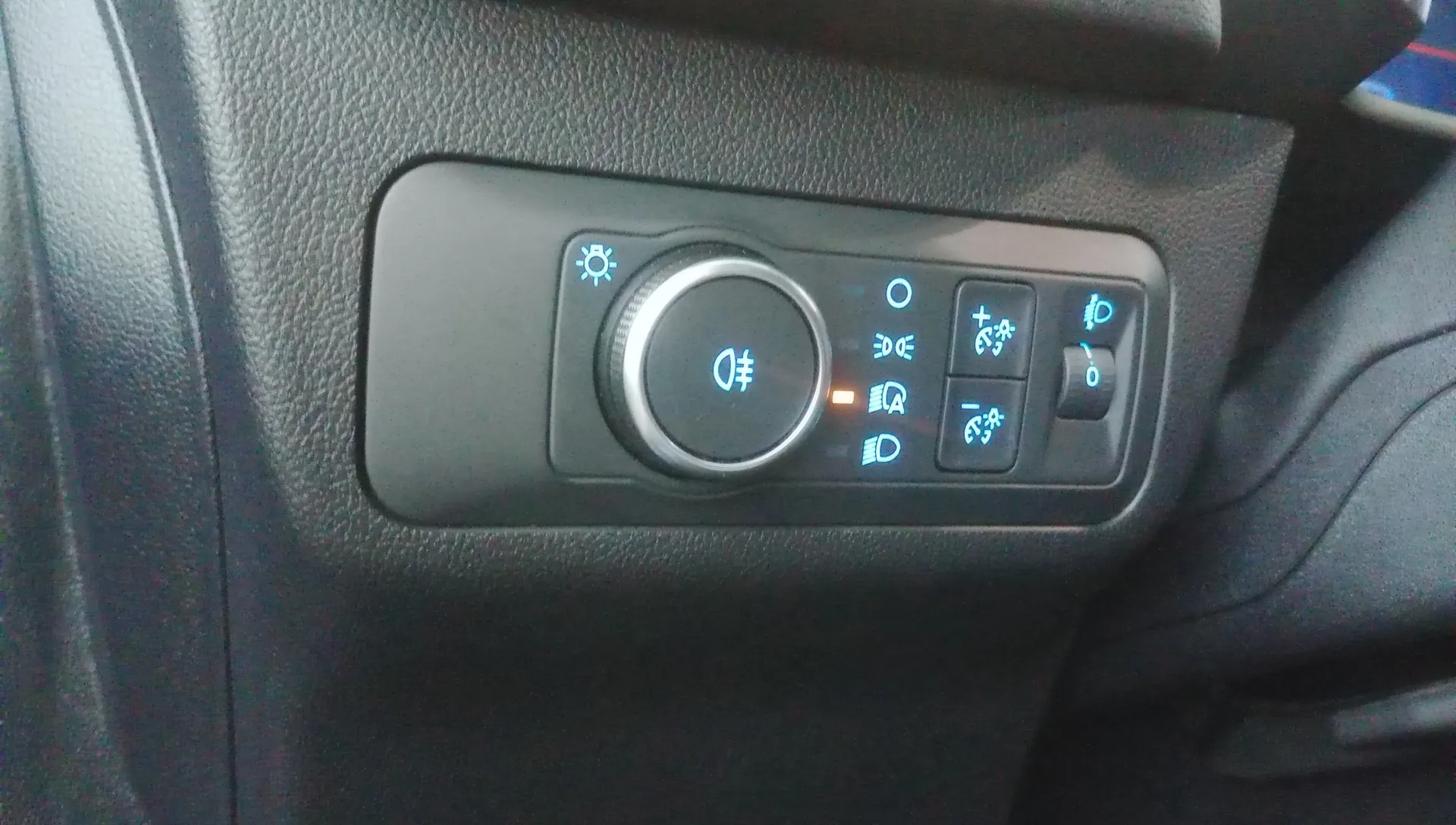 Ford Kuga ST-Line 1.5T EcoBoost - foto 18
