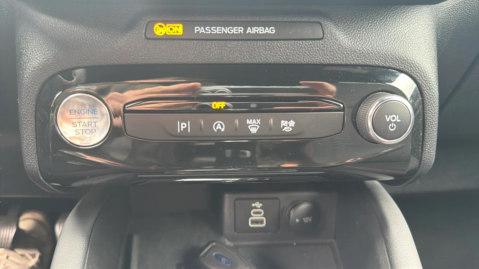 Ford Kuga ST-Line 1.5T EcoBoost - foto 21