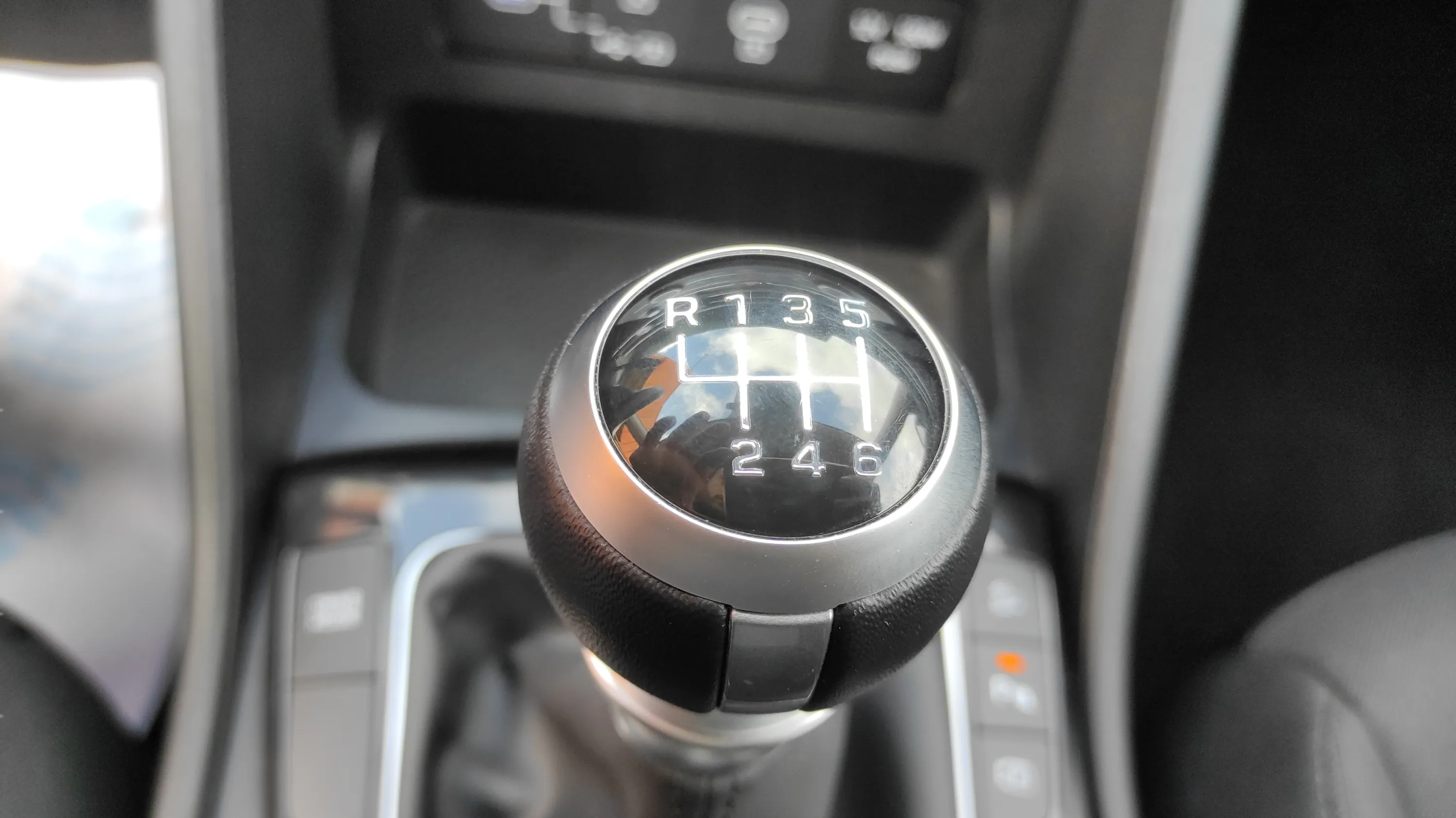 Hyundai Tucson 1.6T Klass - foto 27