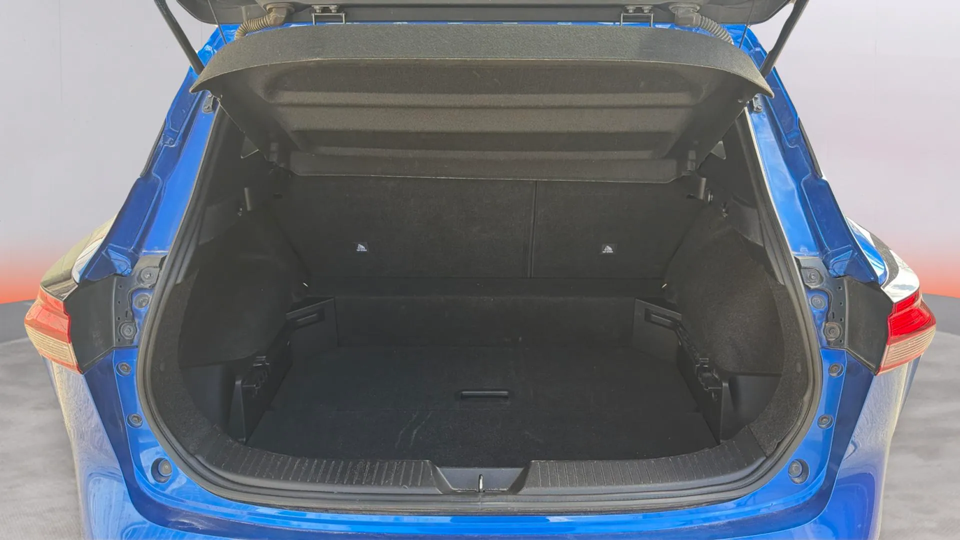 Nissan Qashqai DIG-T N-Connecta - foto 9