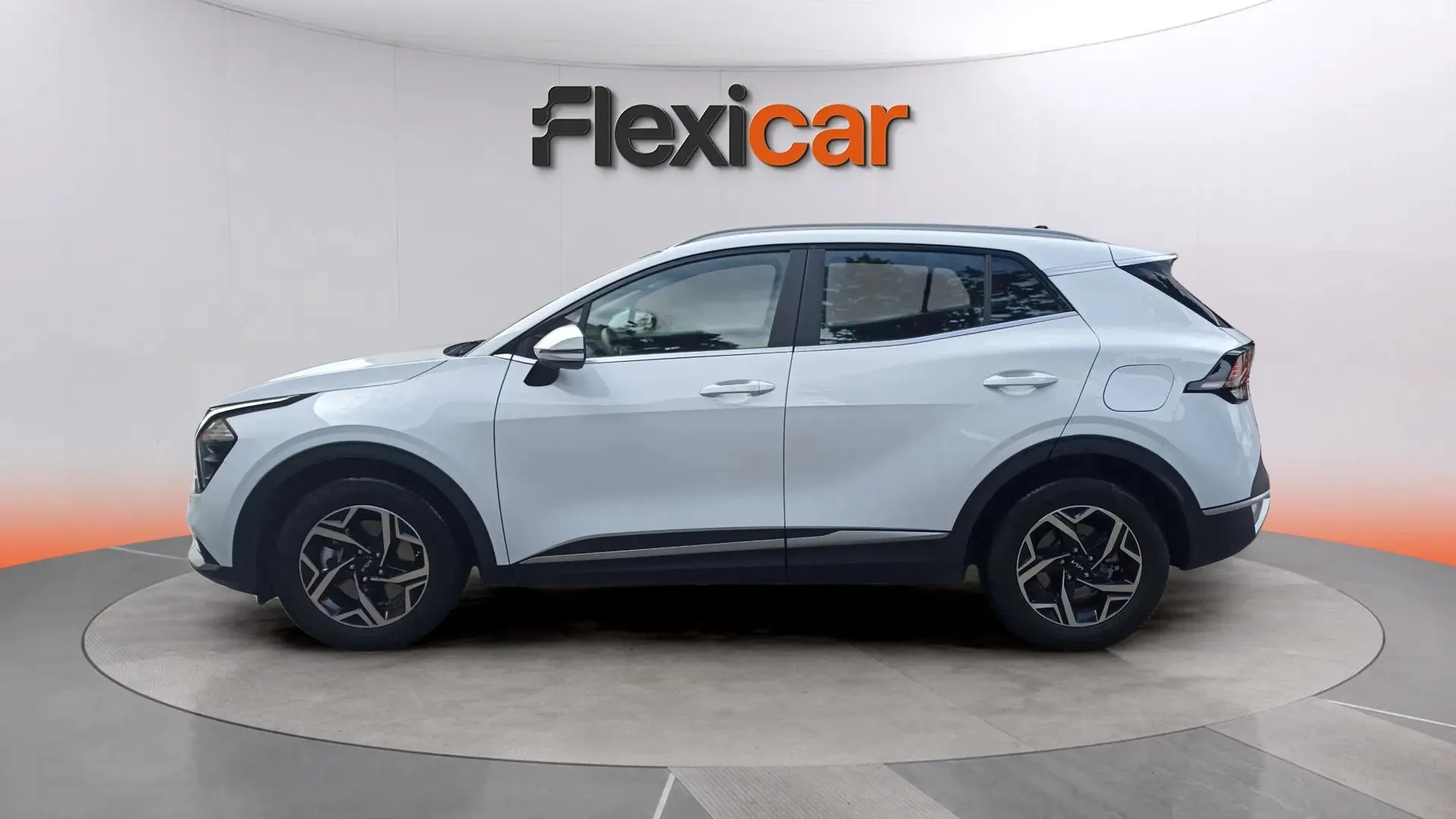 Kia Sportage 1.6 CRDi MHEV Business 4x2 DCT - foto 4