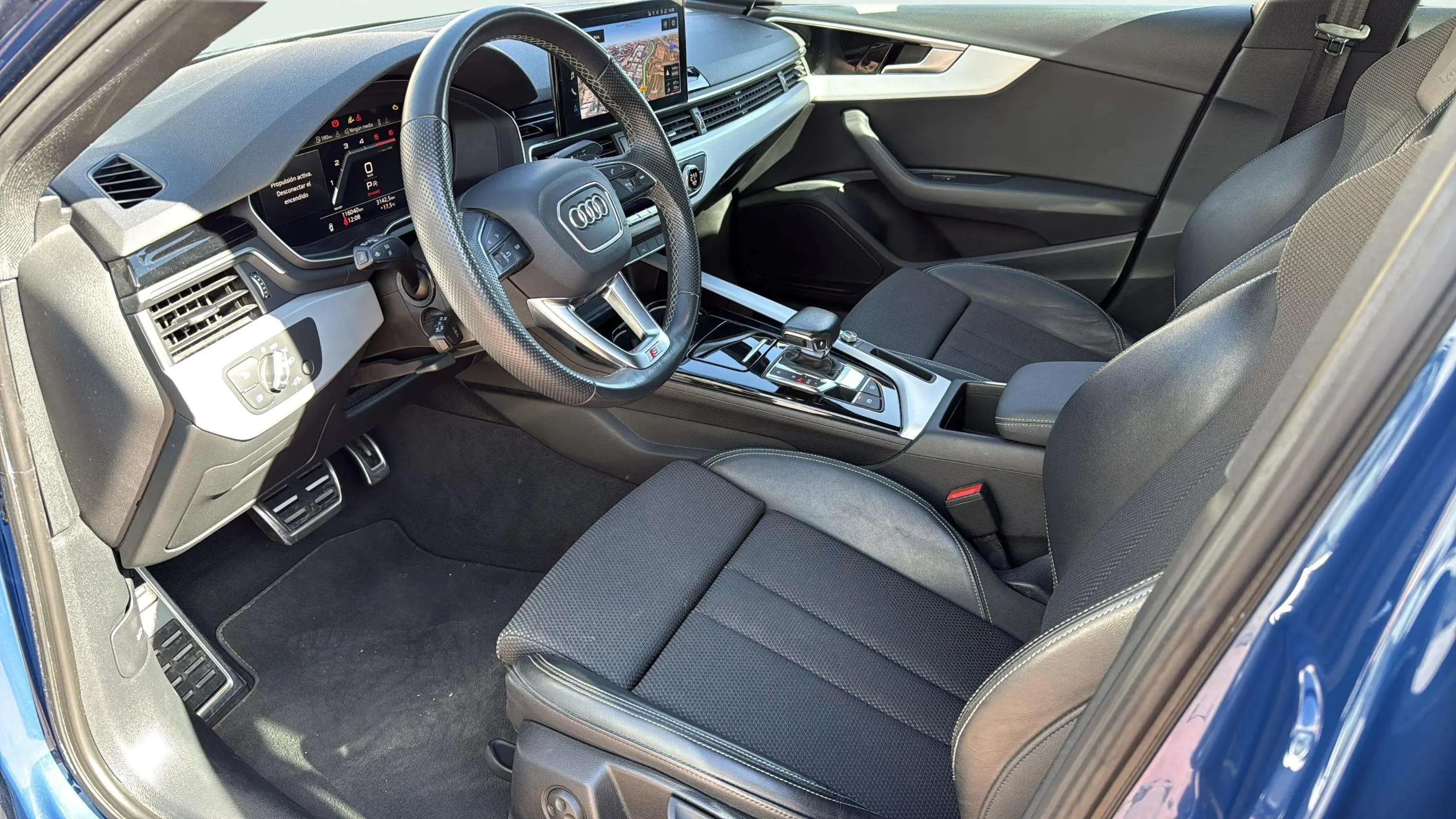 Audi A4 Black line 35 TDI S tronic - foto 17