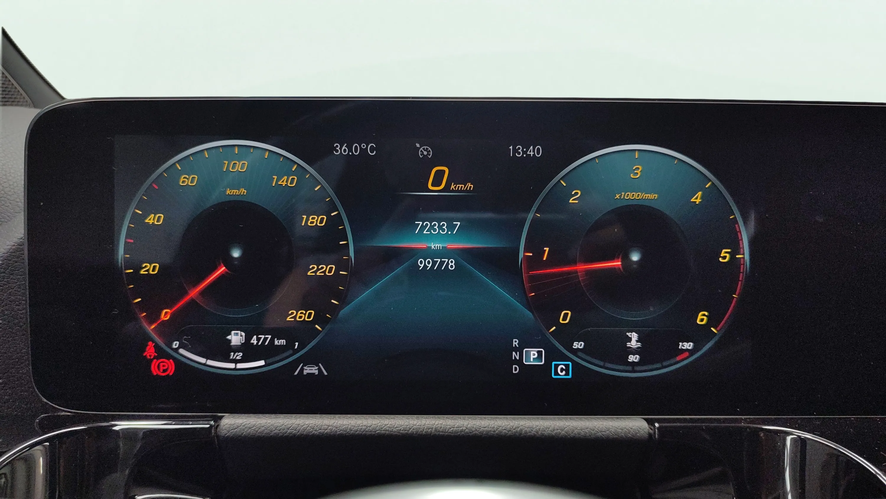 Mercedes-Benz Clase B B 200 d - foto 16