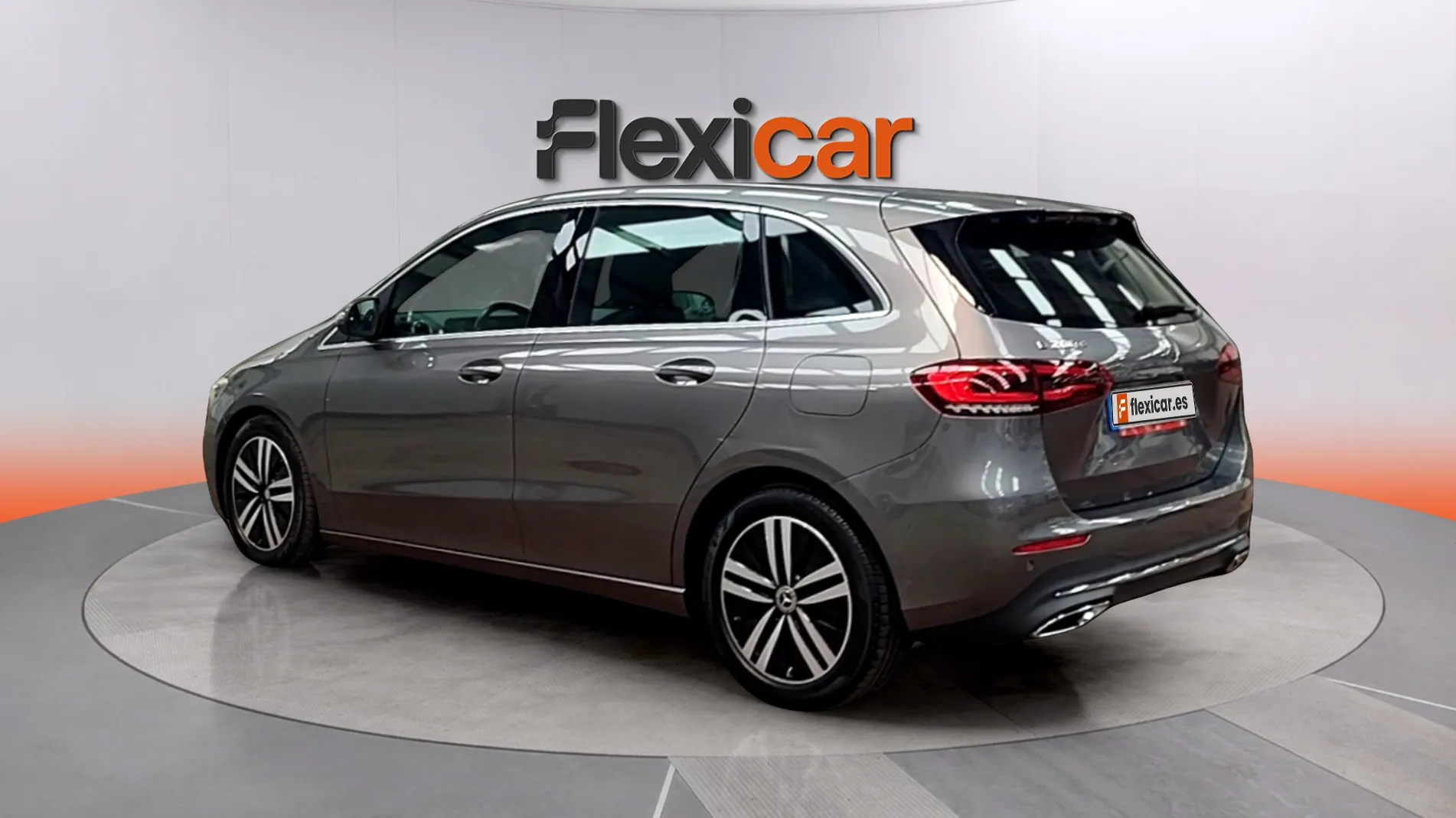 Mercedes-Benz Clase B B 200 d - foto 6