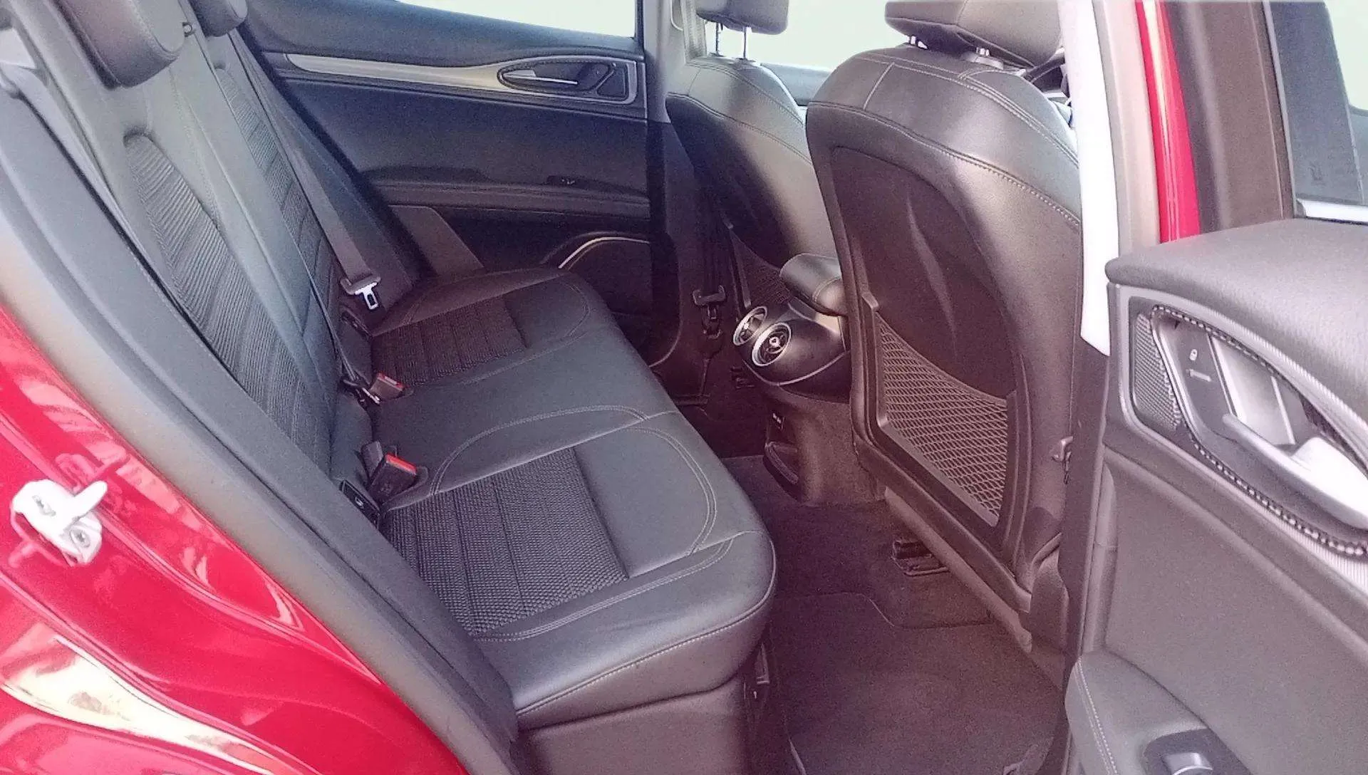 Alfa Romeo Stelvio 2.2 Diésel Sprint RWD - foto 11