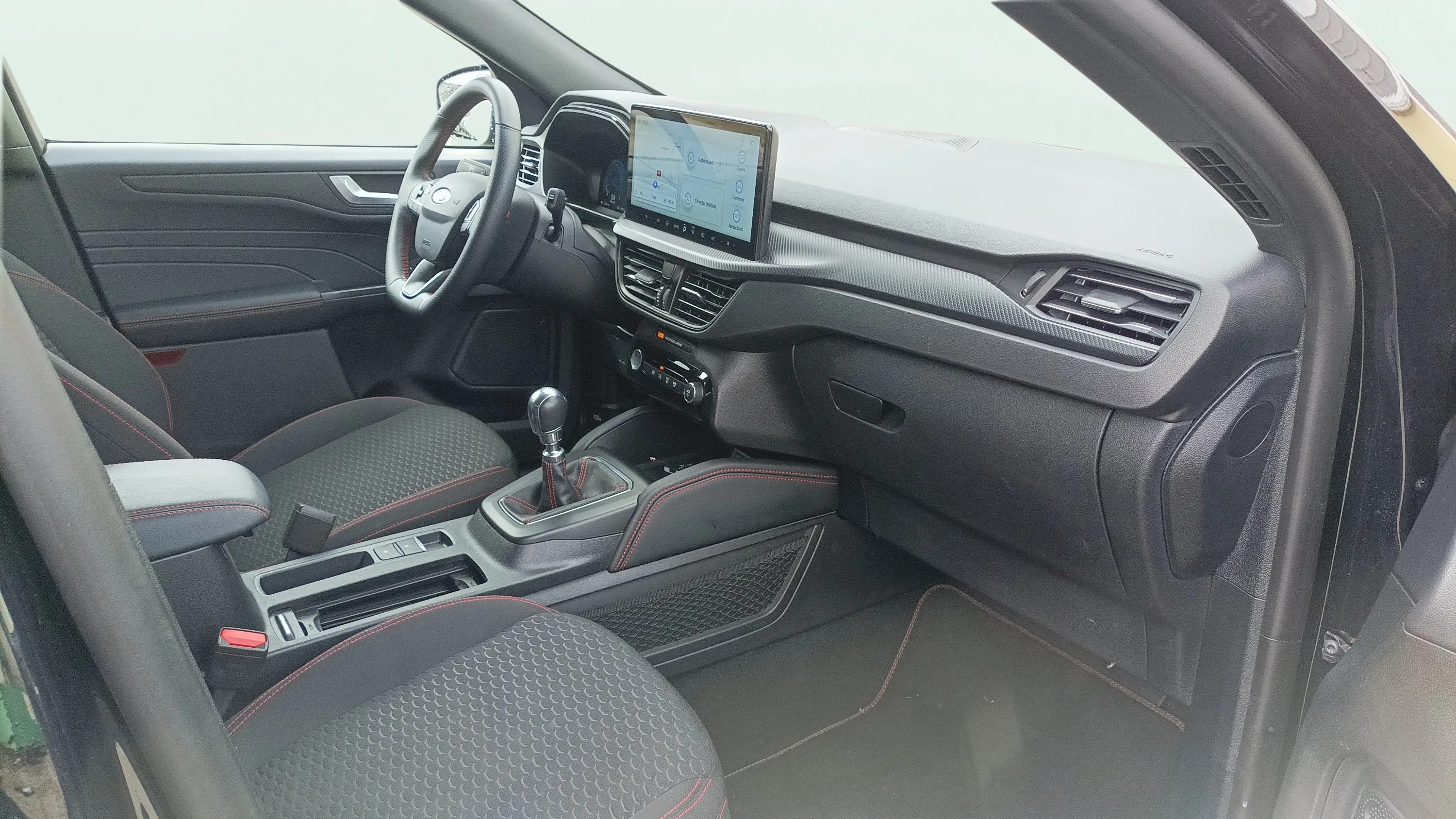 Ford Kuga ST-Line 1.5T EcoBoost - foto 21