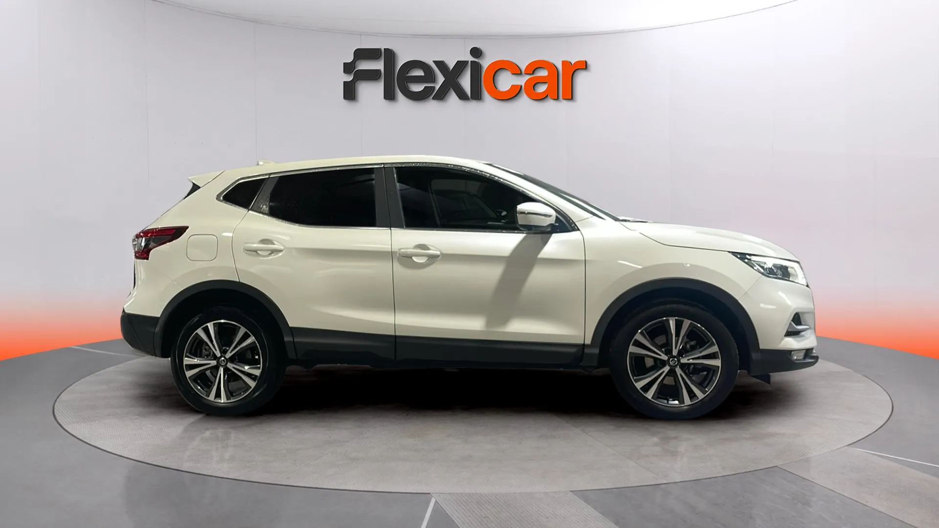 Nissan Qashqai DIG-T E6D DCT N-Connecta - foto 2