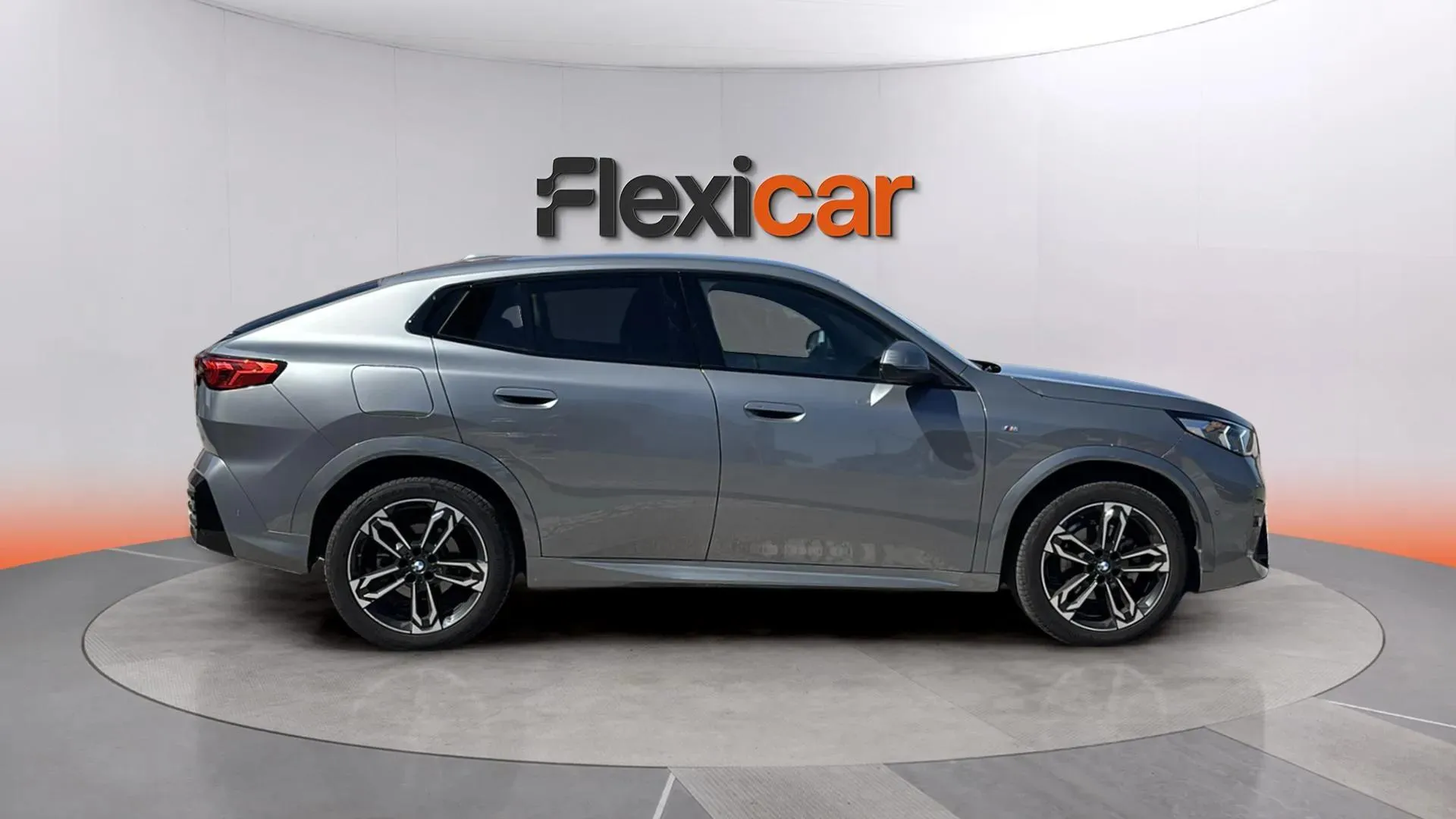 BMW X2 sDrive18d - foto 6