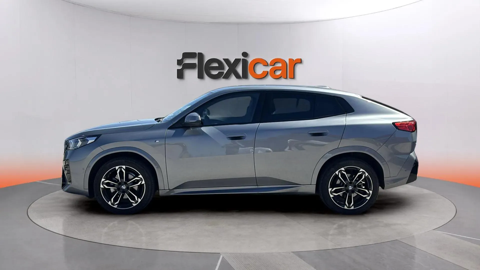 BMW X2 sDrive18d - foto 2