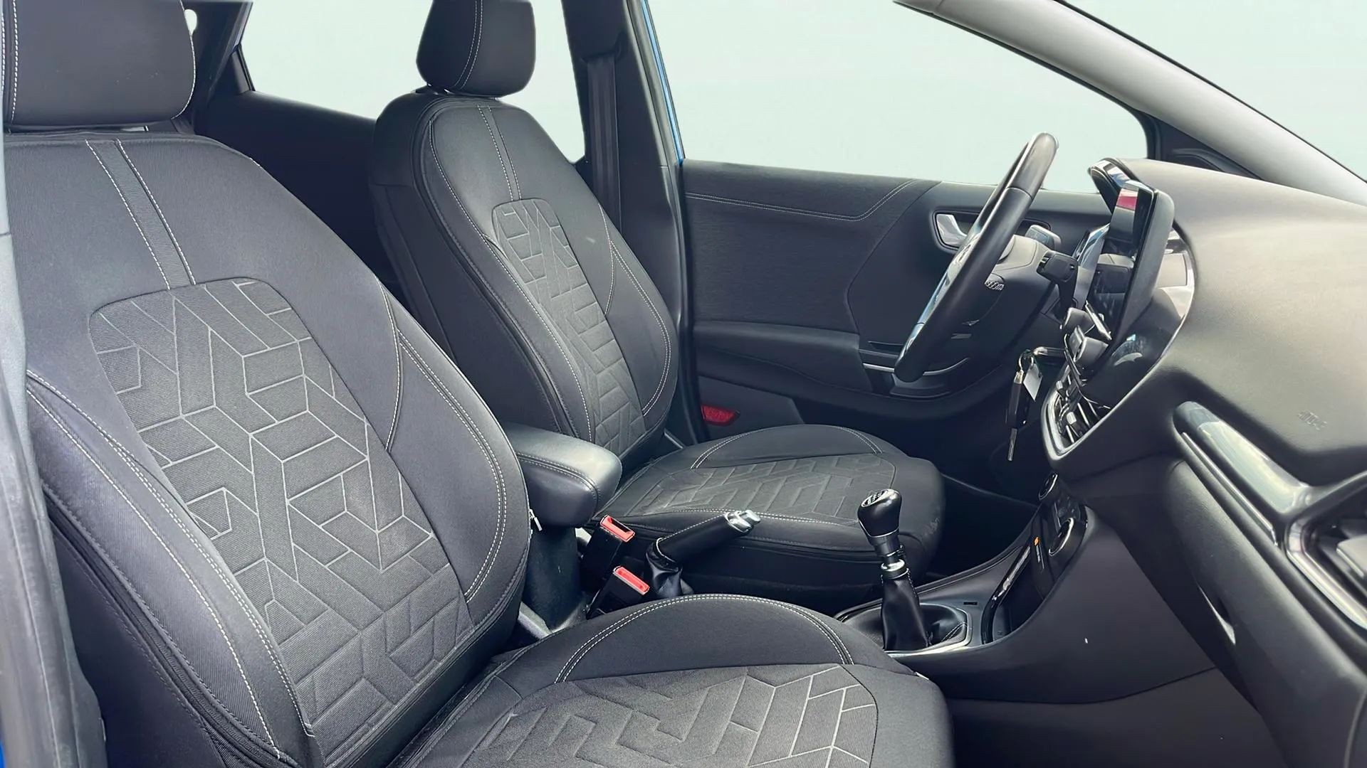 Ford Puma 1.0 EcoBoost Titanium Design MHEV - foto 10