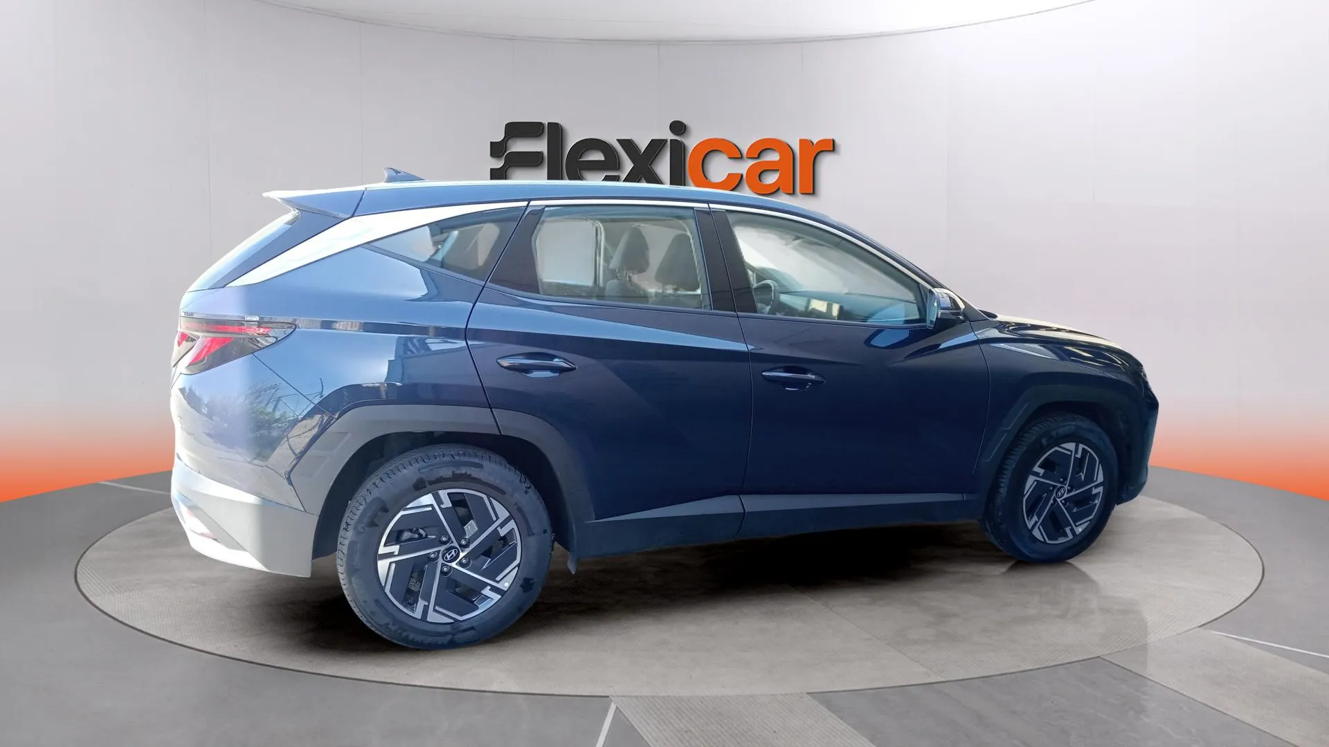 Hyundai Tucson 1.6T Klass - foto 12