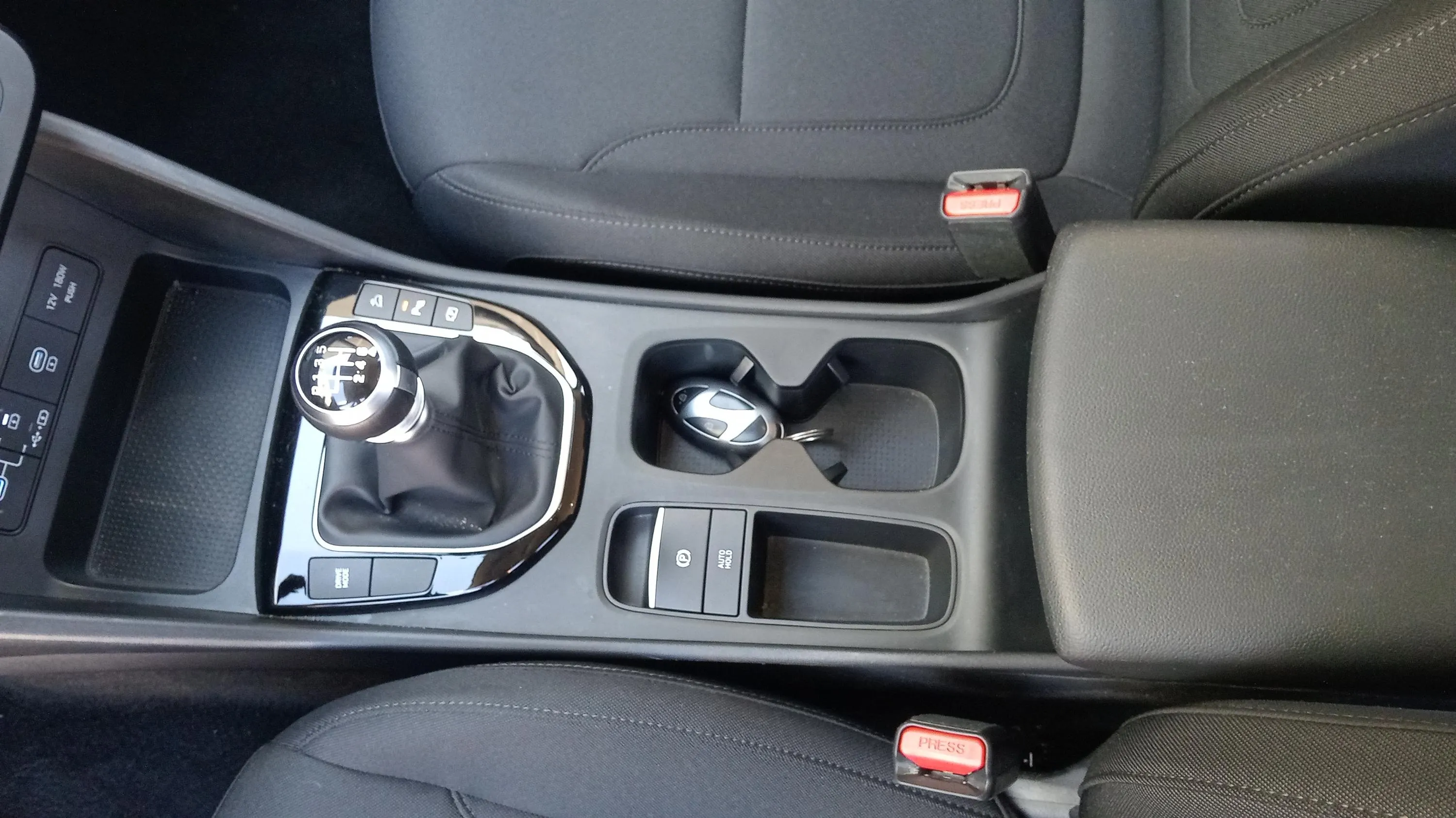 Hyundai Tucson 1.6T Klass - foto 22