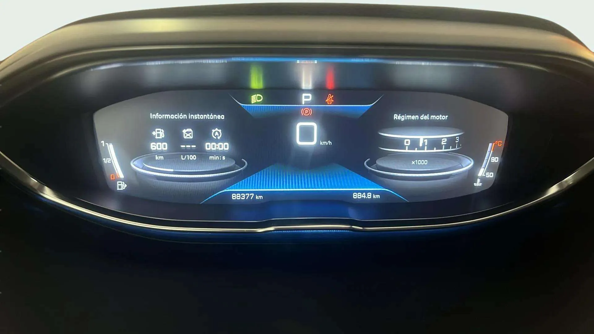 Peugeot 3008 1.5 BlueHDi Allure EAT8 - foto 12