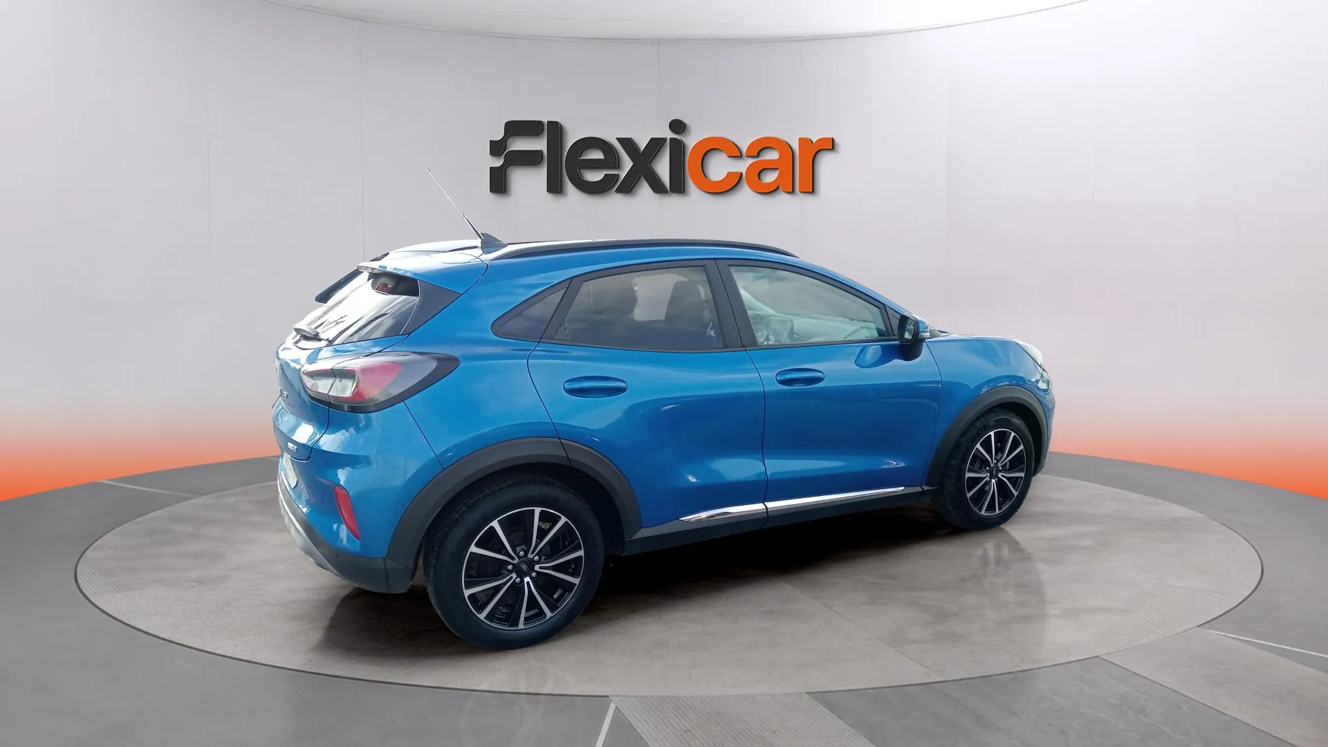 Ford Puma 1.0 EcoBoost Titanium MHEV - foto 11