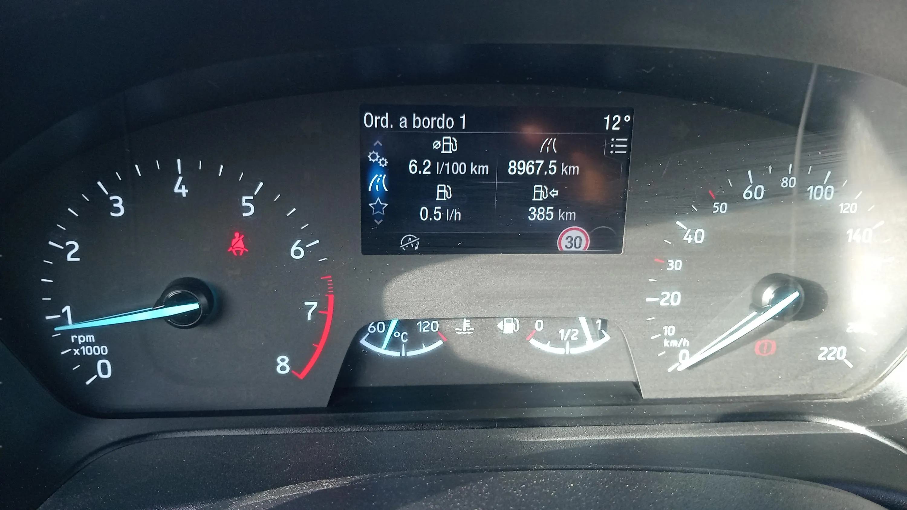 Ford Puma 1.0 EcoBoost Titanium MHEV - foto 18