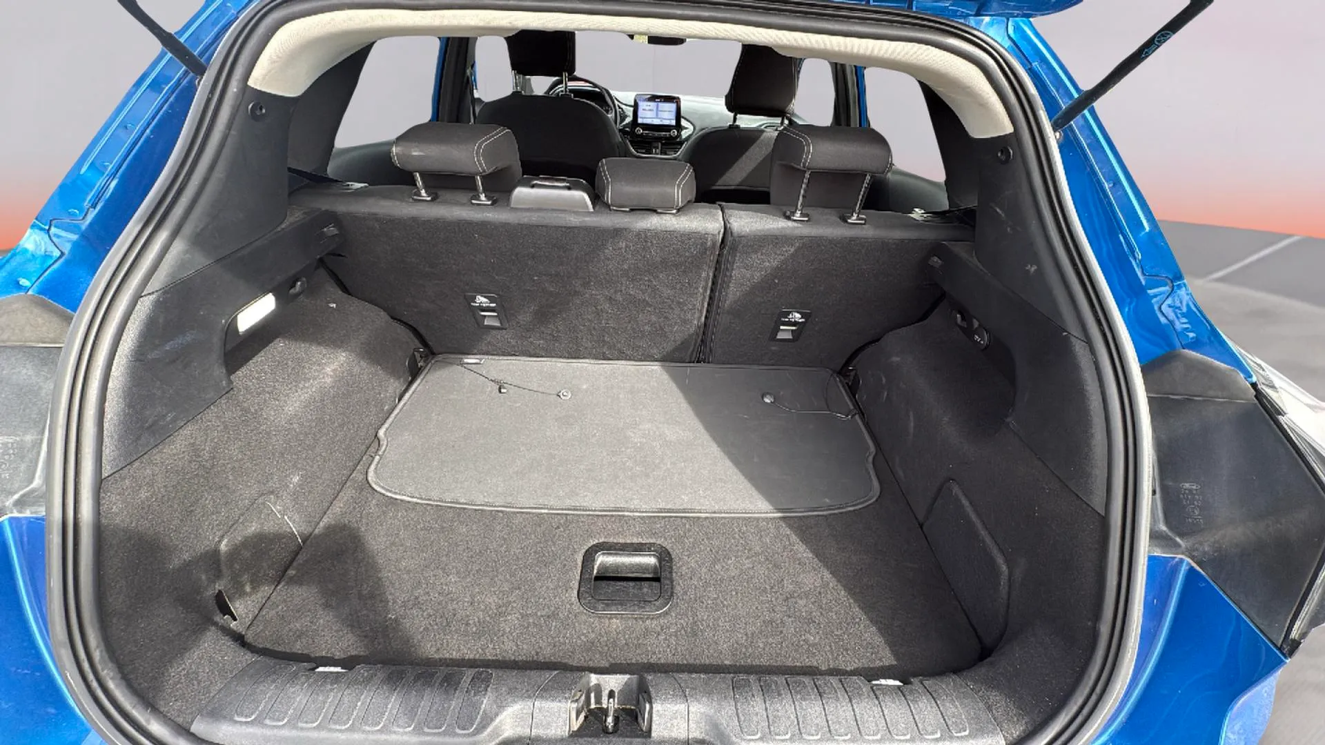 Ford Puma 1.0 EcoBoost Titanium X MHEV - foto 24