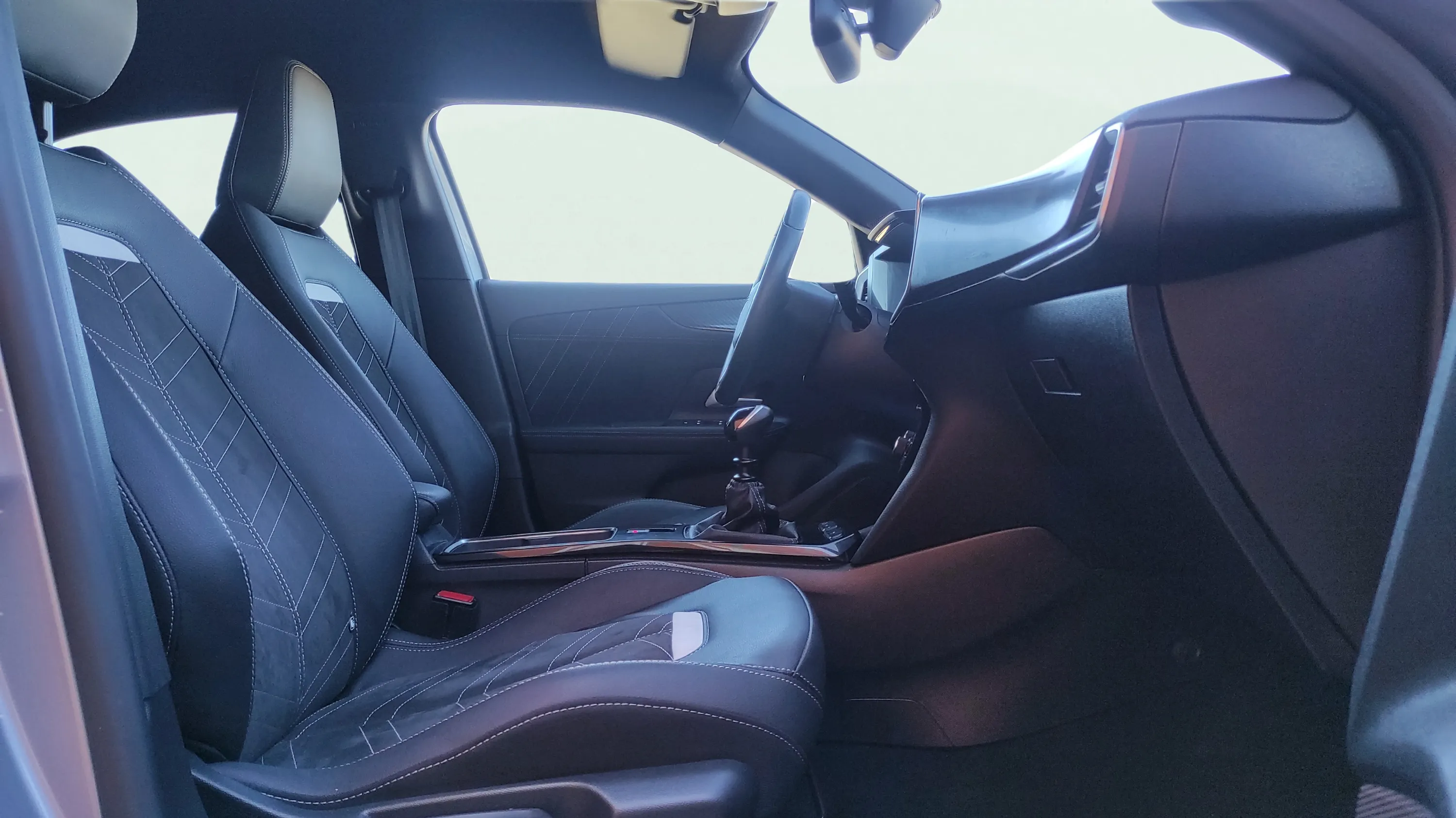 Opel Mokka 1.2 T Ultimate - foto 31