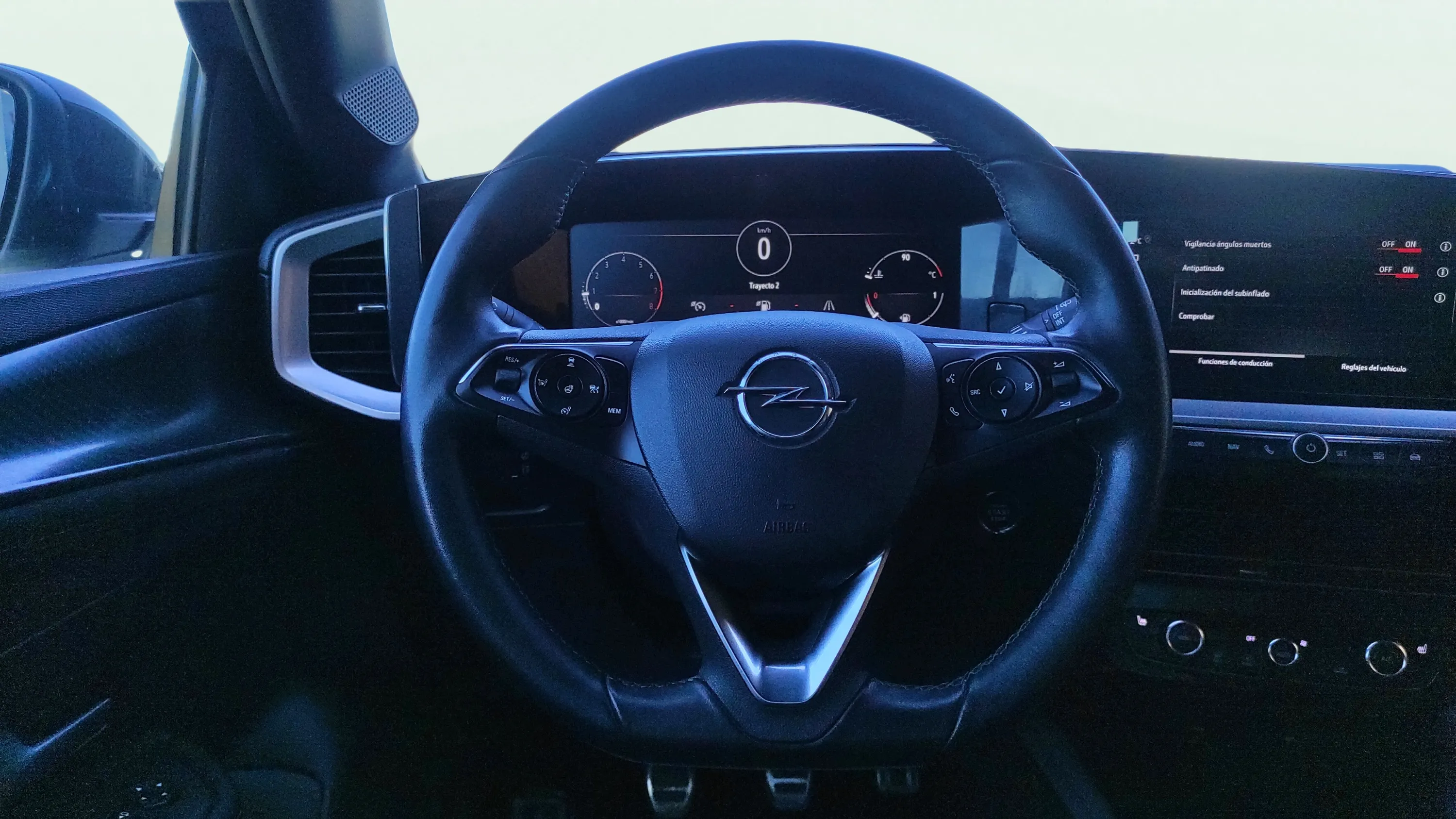 Opel Mokka 1.2 T Ultimate - foto 10
